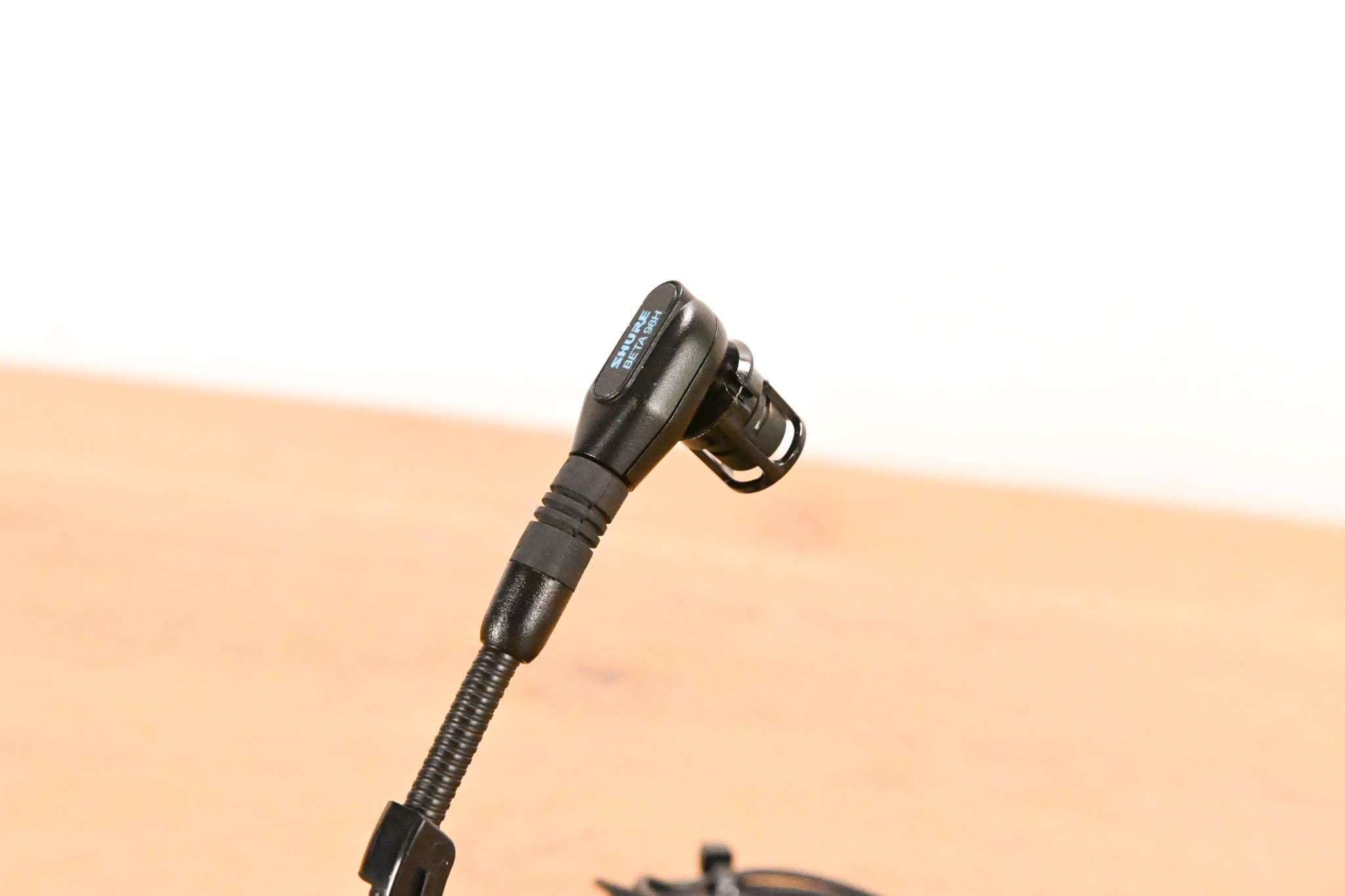 Shure Beta 98H/C Miniature Cardioid Condenser Instrument Microphone