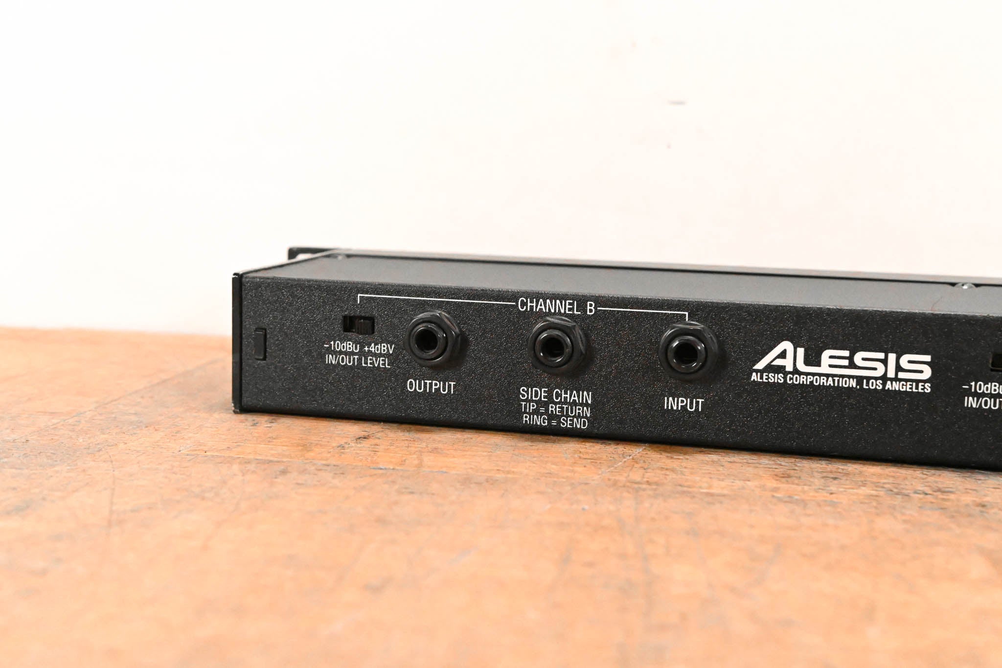 Alesis 3630 2-Channel Compressor/Limiter with Gate (NO POWER SUPPLY)