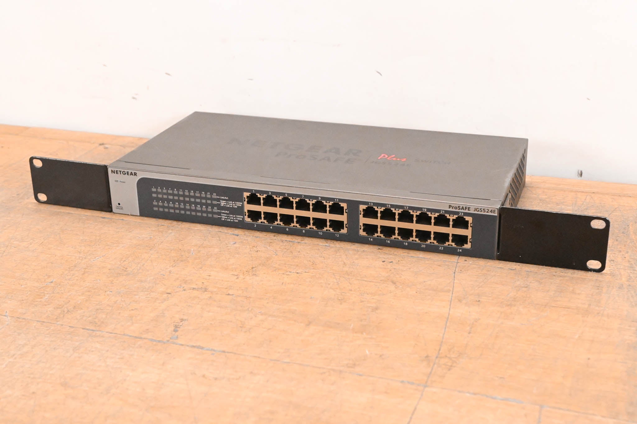 NETGEAR ProSAFE 新品未使用　未開封 NETGEAR JGS524Ev2 ProSAFE Plus Switch 24-Port Gigabit Switch CG01V65