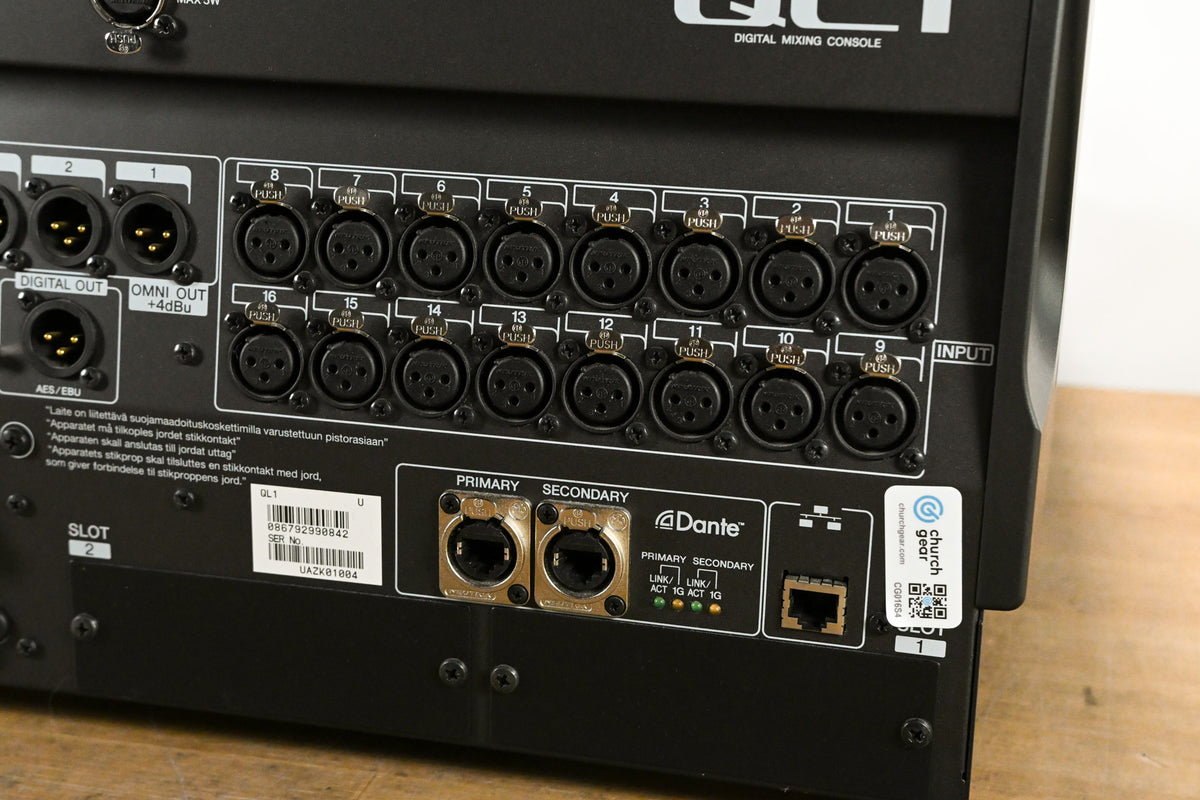 Yamaha QL1 16-Input / 8-Output Digital Mixing Console