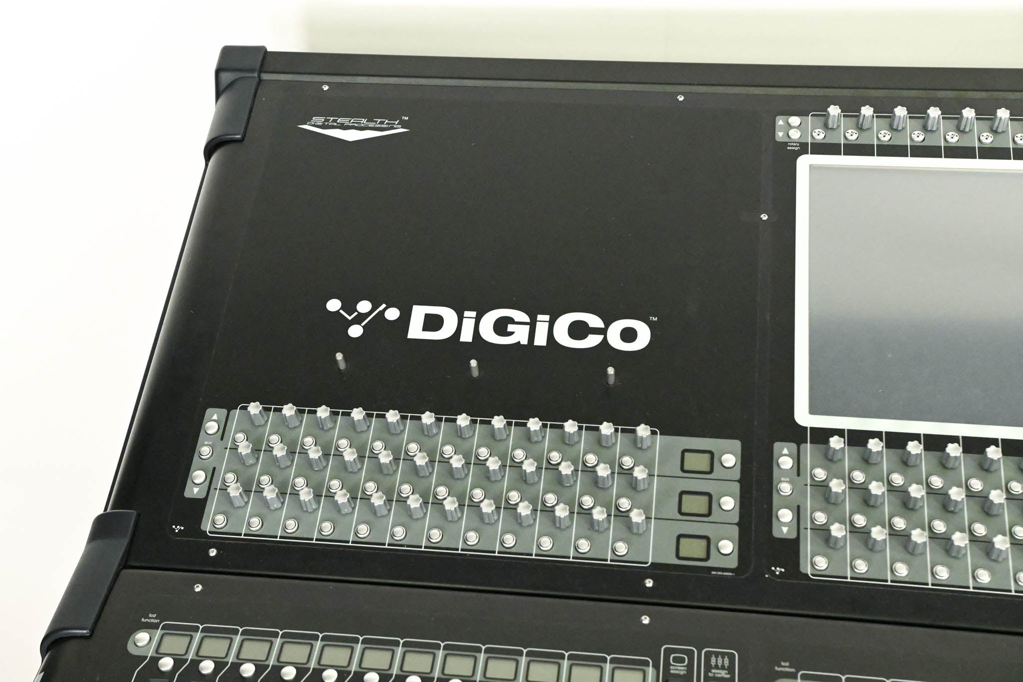 DiGiCo SD10 Digital Mixing Console with Waves Card and ST Optical