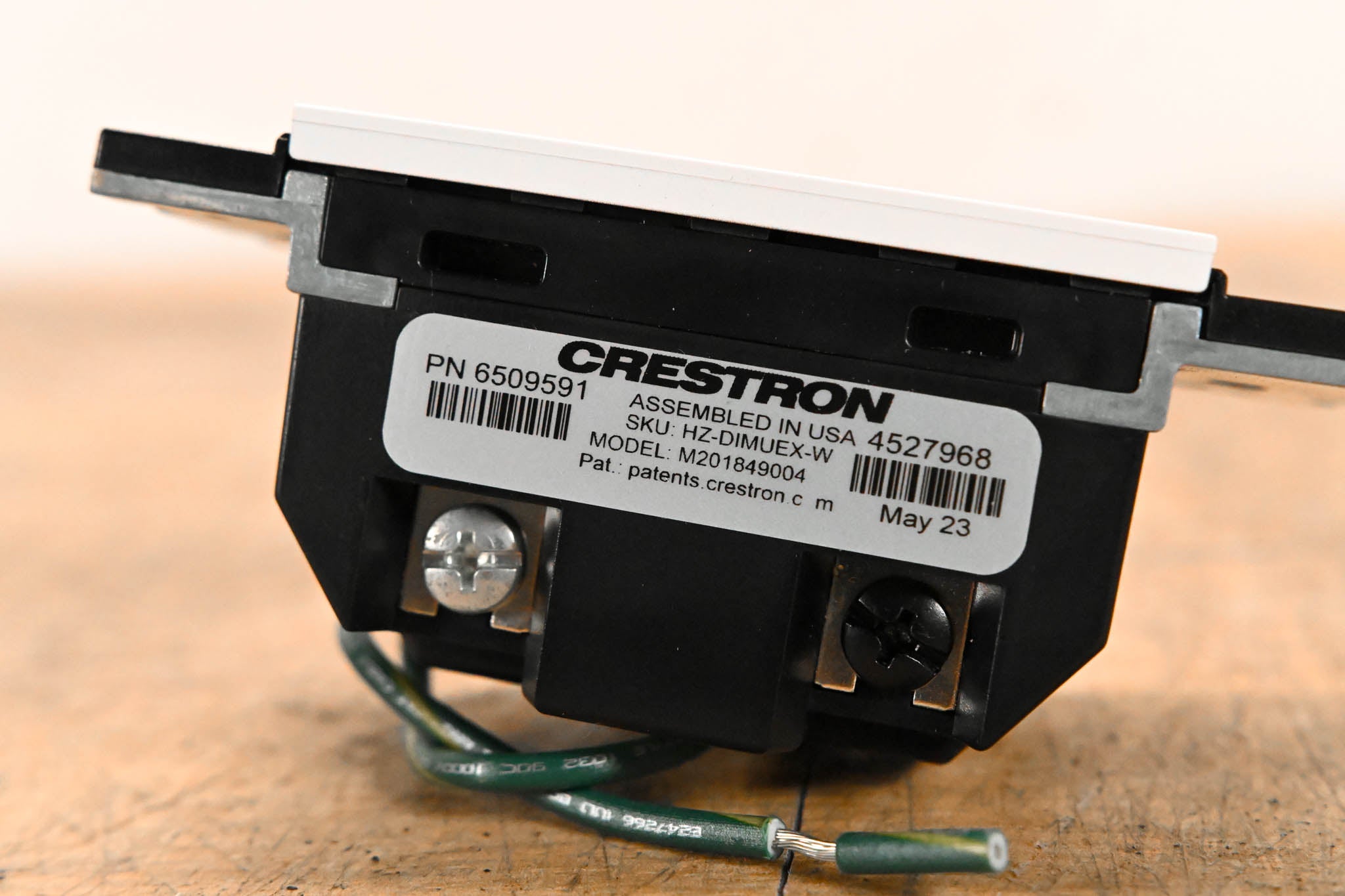 Crestron HZ-DIMUEX-W Horizon In-Wall Universal Phase Dimmer