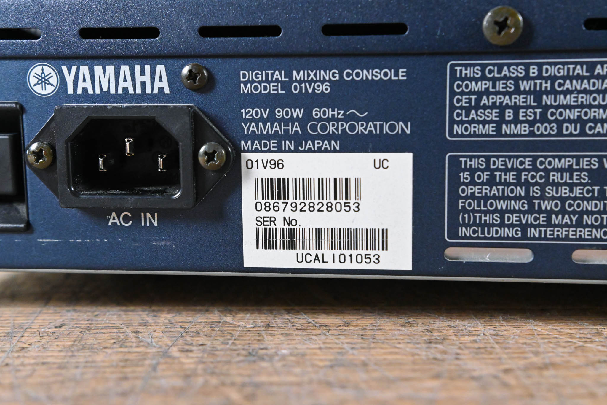 Yamaha 01V96 24-Bit/96k Digital Recording Mixer