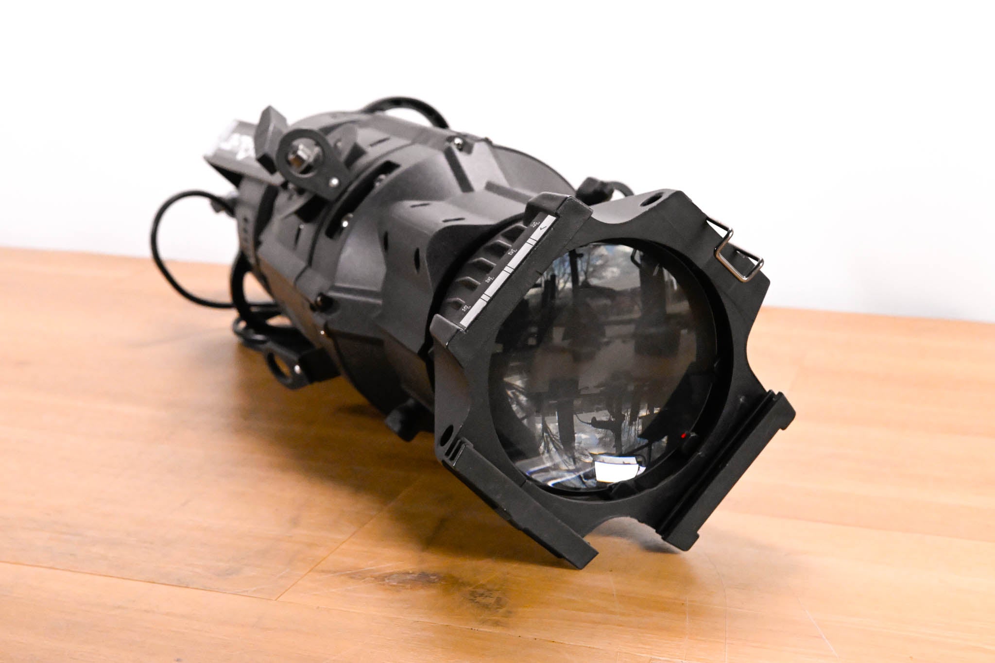 Lightronics FXLE1232 LED Profile Spot 19° LED Ellipsoidal Spotlight