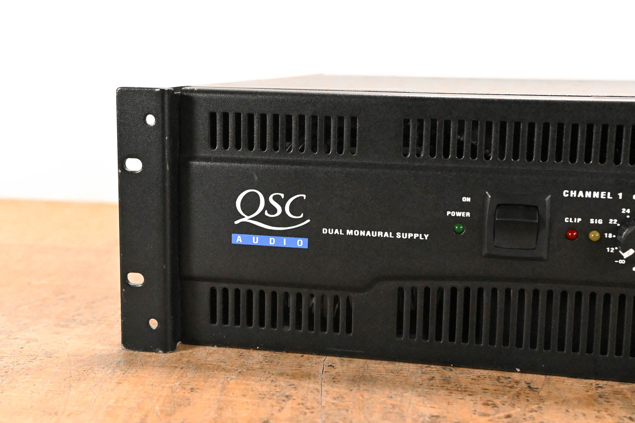 QSC RMX5050 2-Channel Power Amplifier