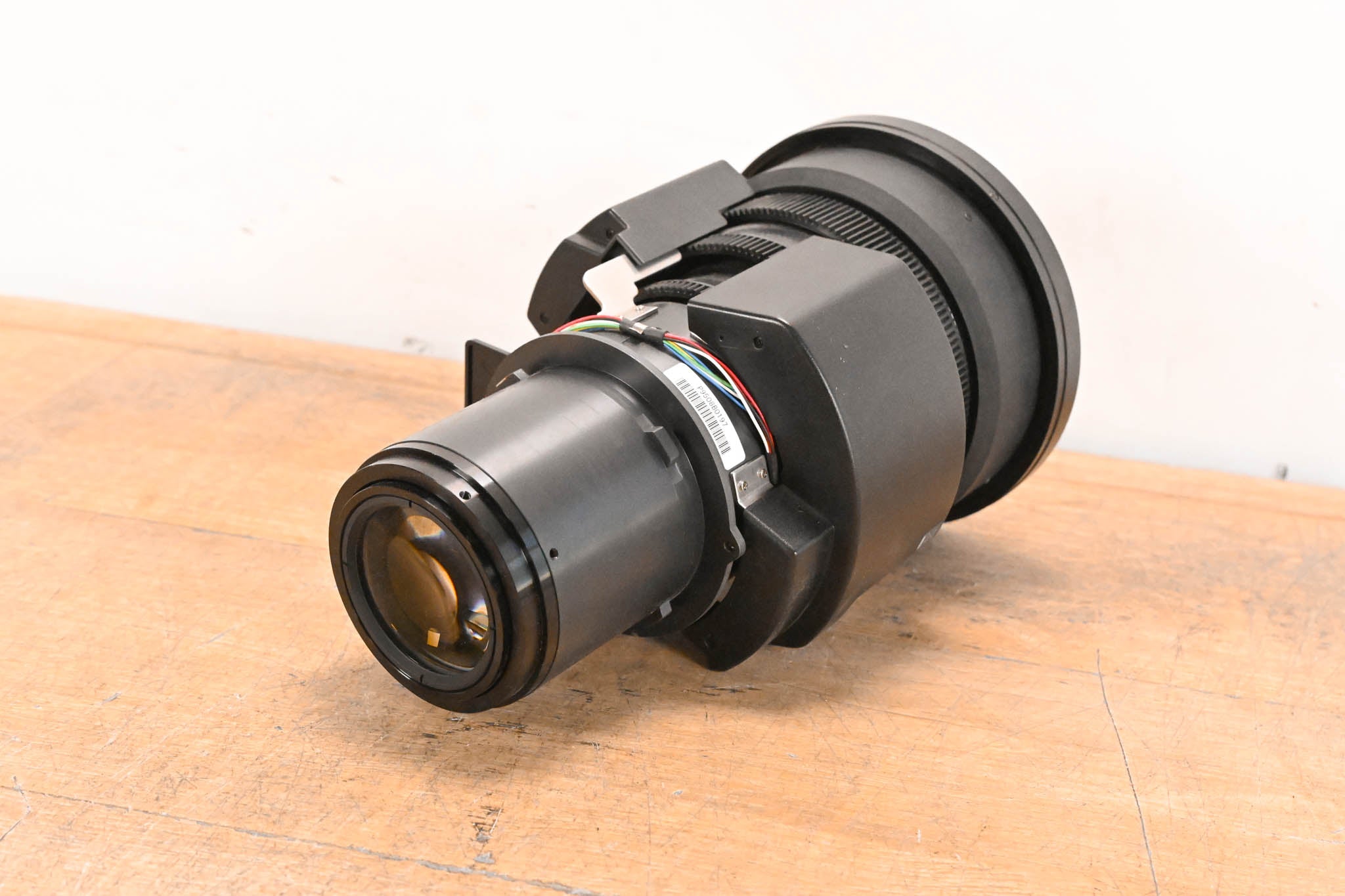 Epson ELPLU04 Short-Throw Zoom Lens #2