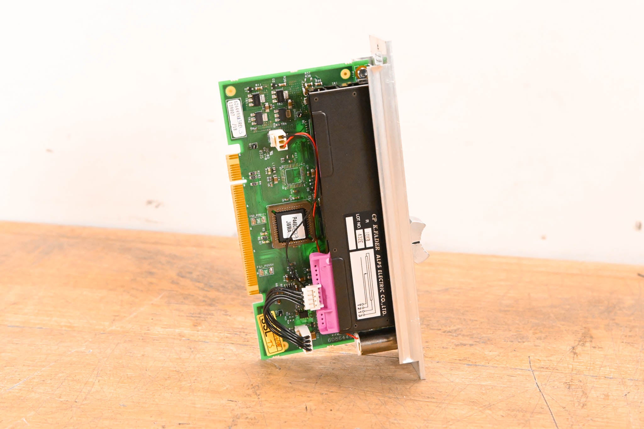 Solid State Logic C300 HD Motorized Fader Module – ALPS K-Fader Assembly