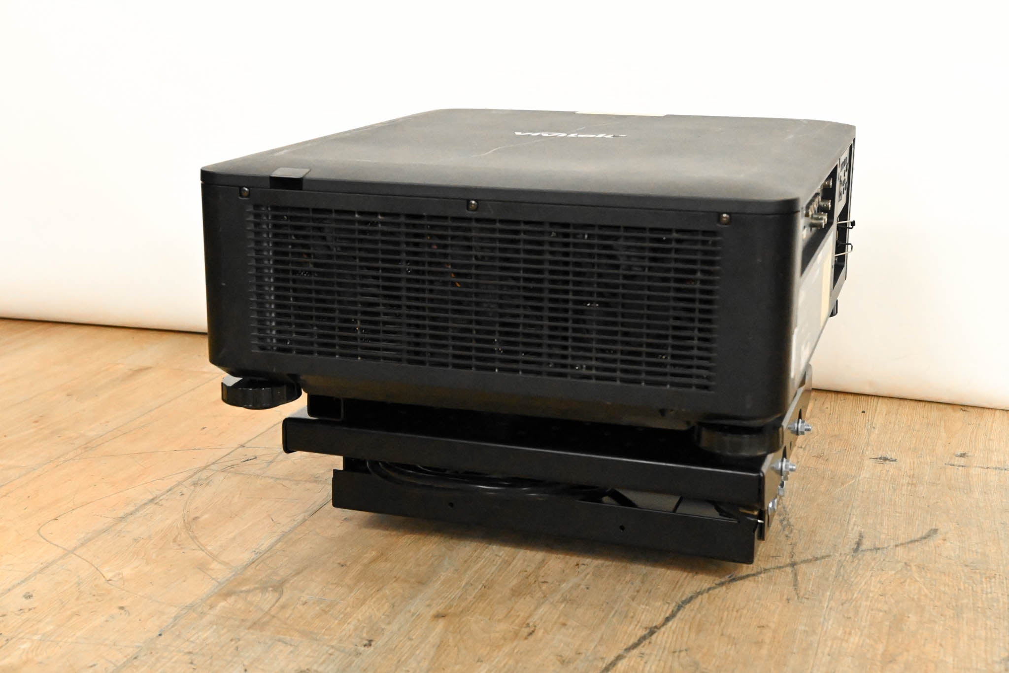 Vivitek DU8190Z-BK 10,000-Lumen WUXGA Large Venue DLP Projector