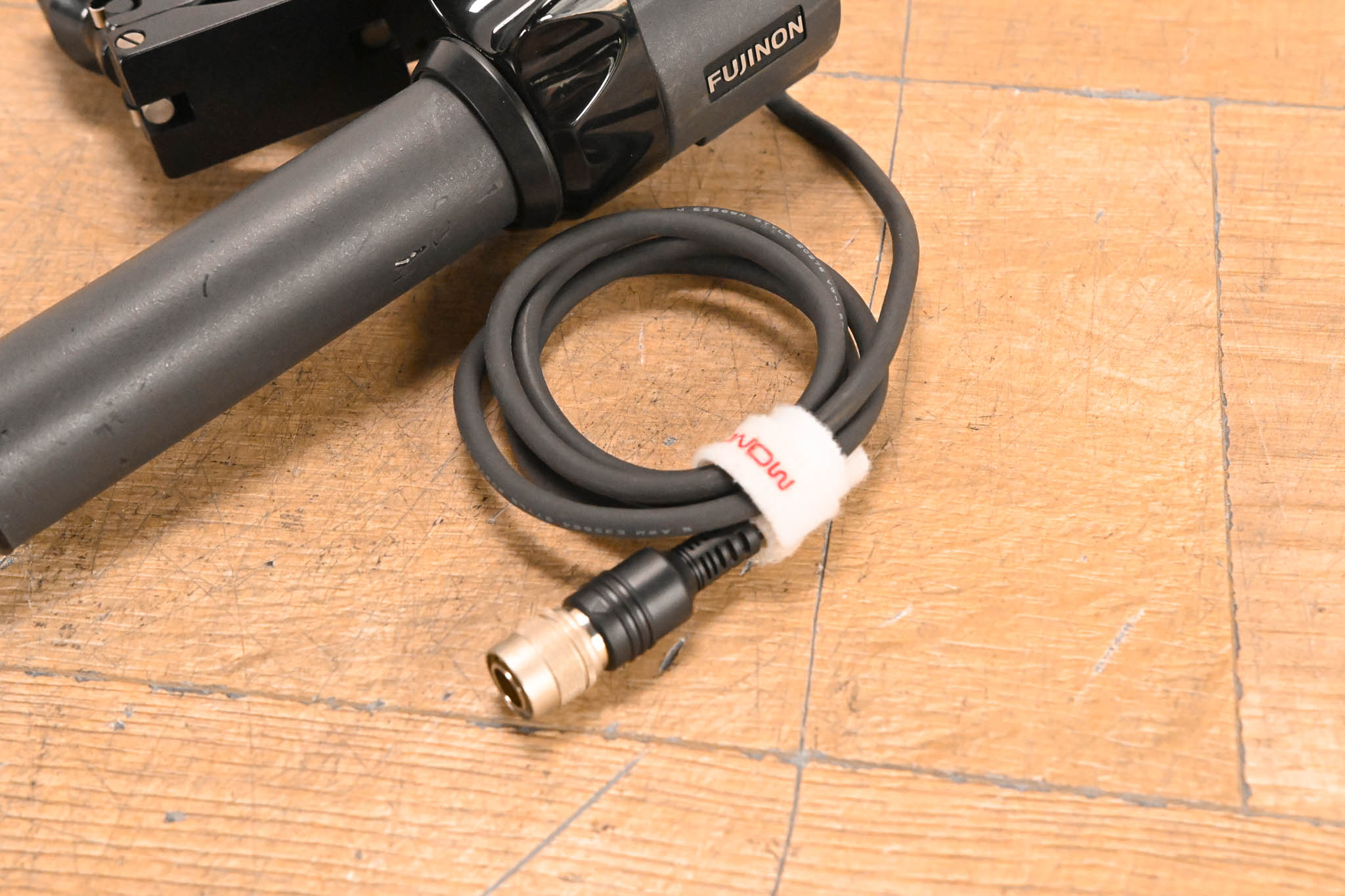 Fujinon ERD-20A-A02 Zoom Demand with MCA-7 Mounting Clamp