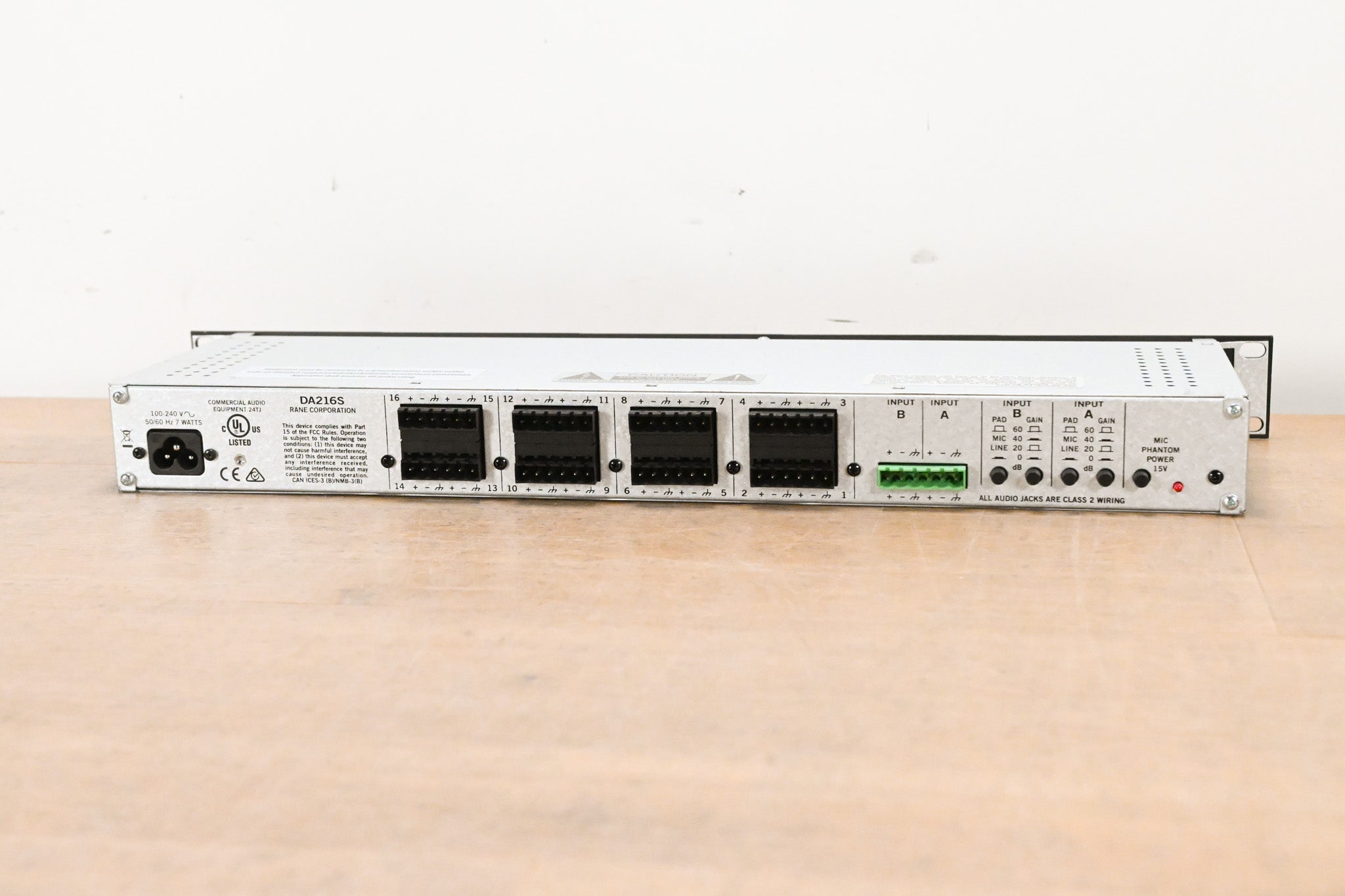 Rane DA216S 2-Input, 16-Output Distribution Line Amplifier