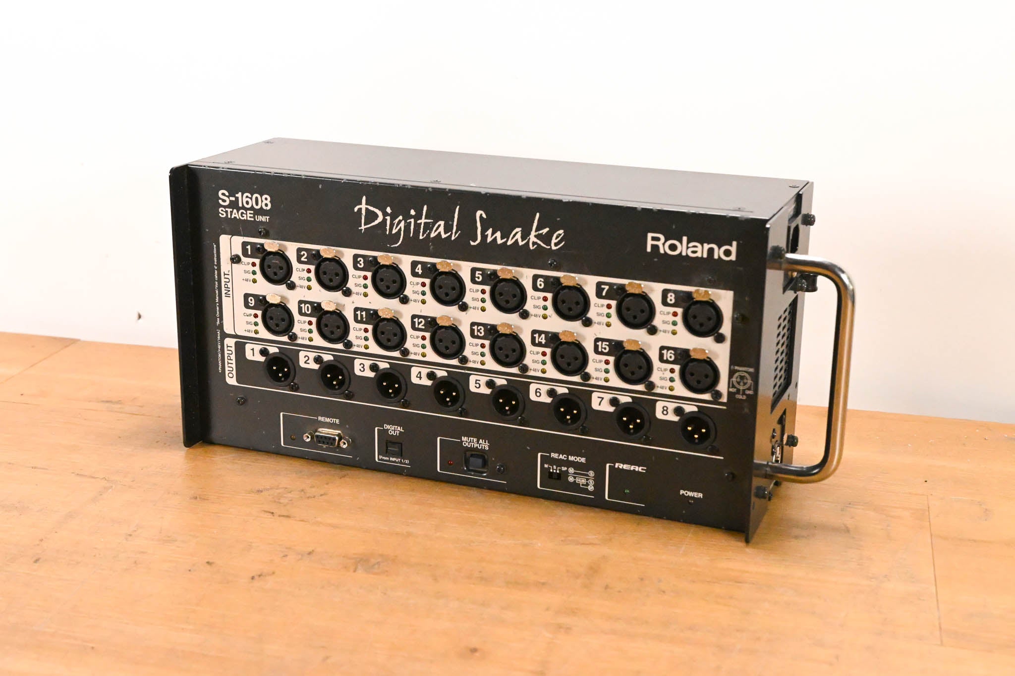 Roland S-1608 16 x 8 Stage Unit