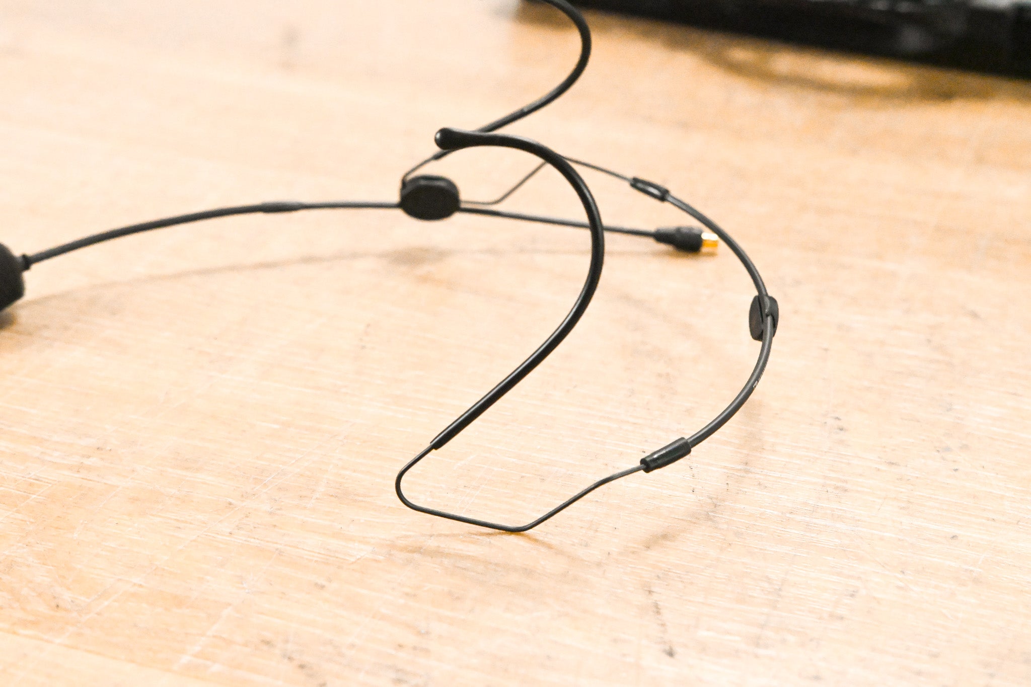 Sennheiser HSP-4 Over-Ear Microphone