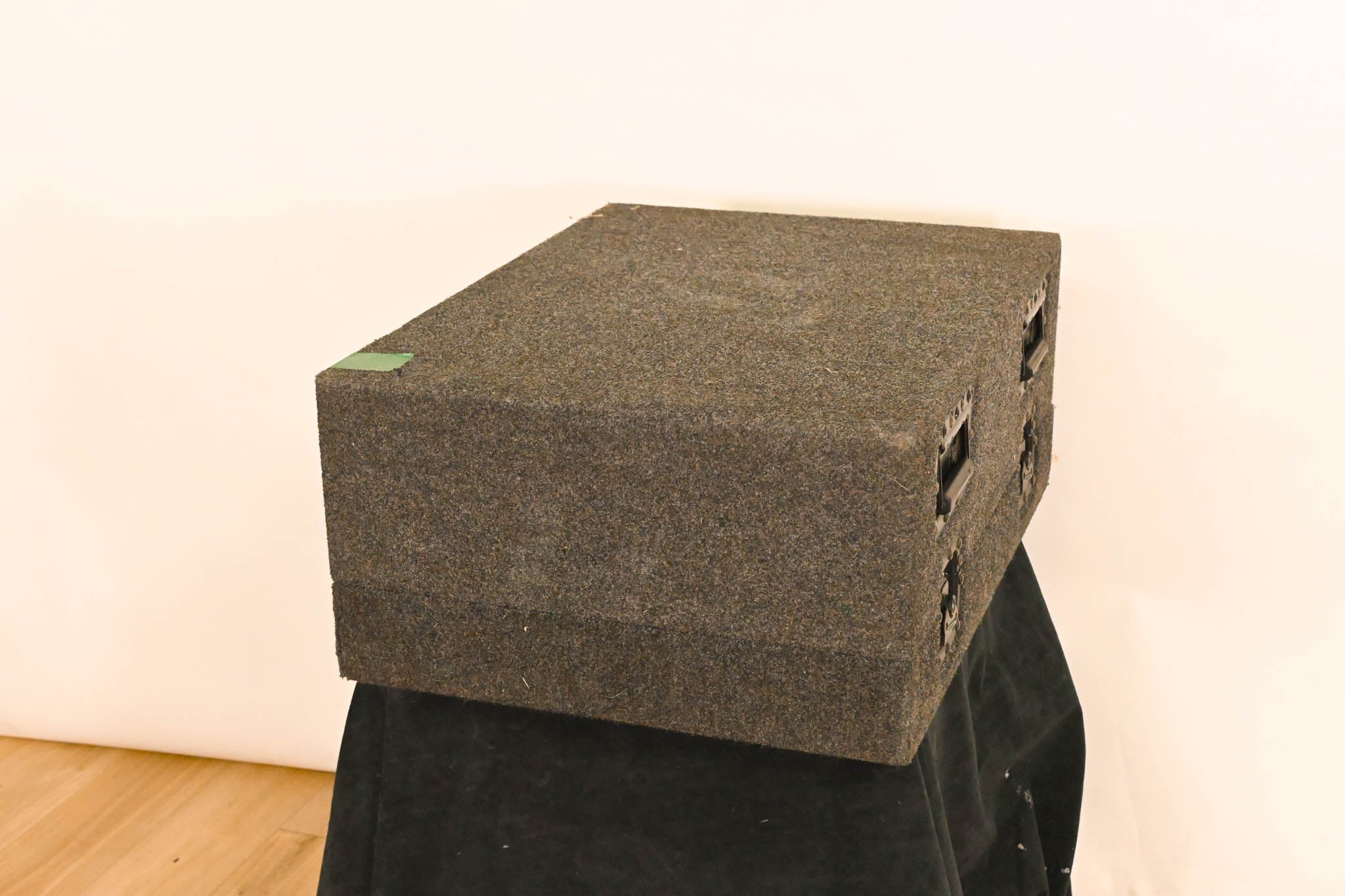 Soundcraft Si Expression 1 Digital Audio Mixing Console with Road Case