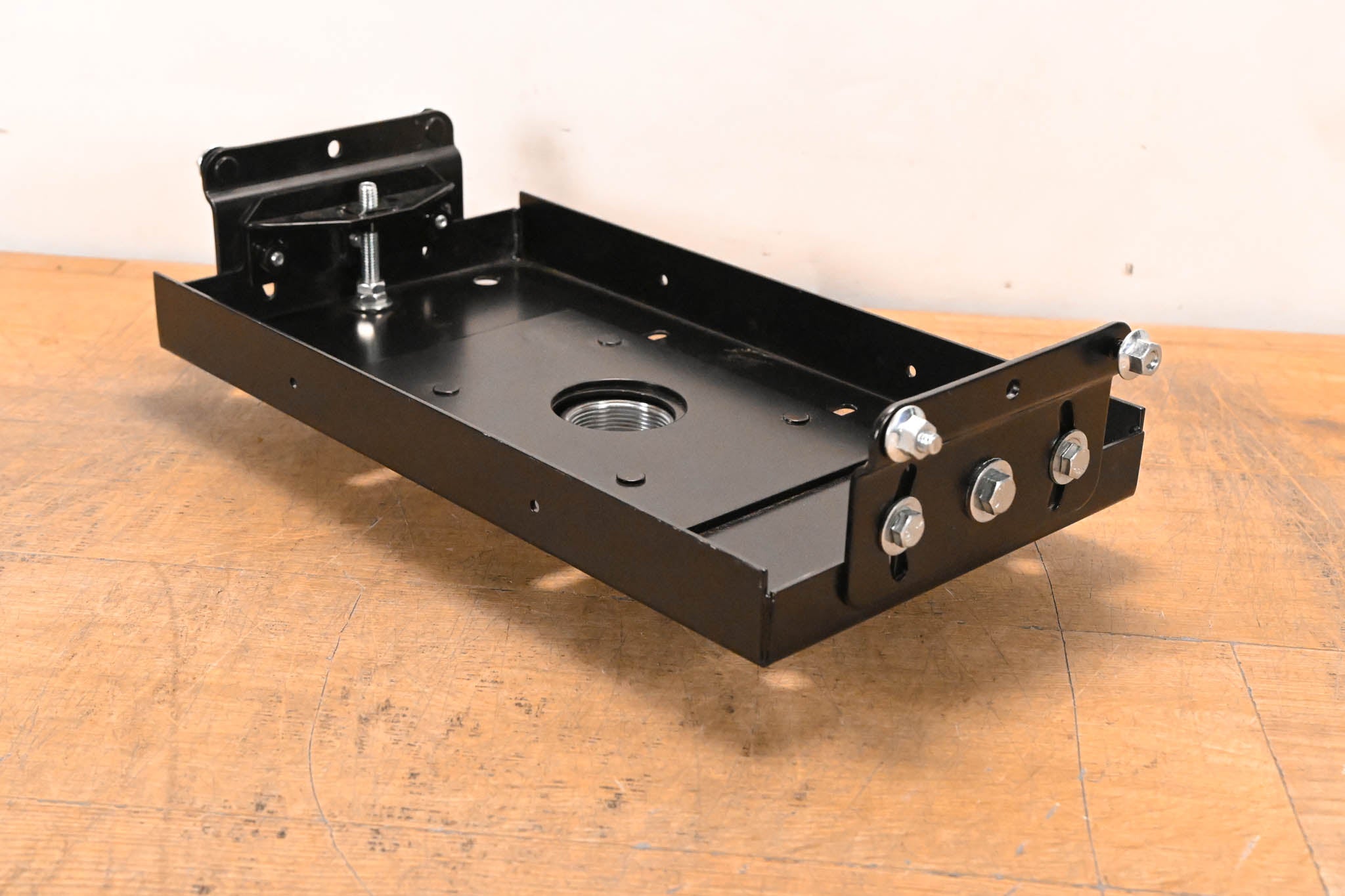 Chief VCM-20 Heavy Duty LCD/CRT Projector Ceiling Mount