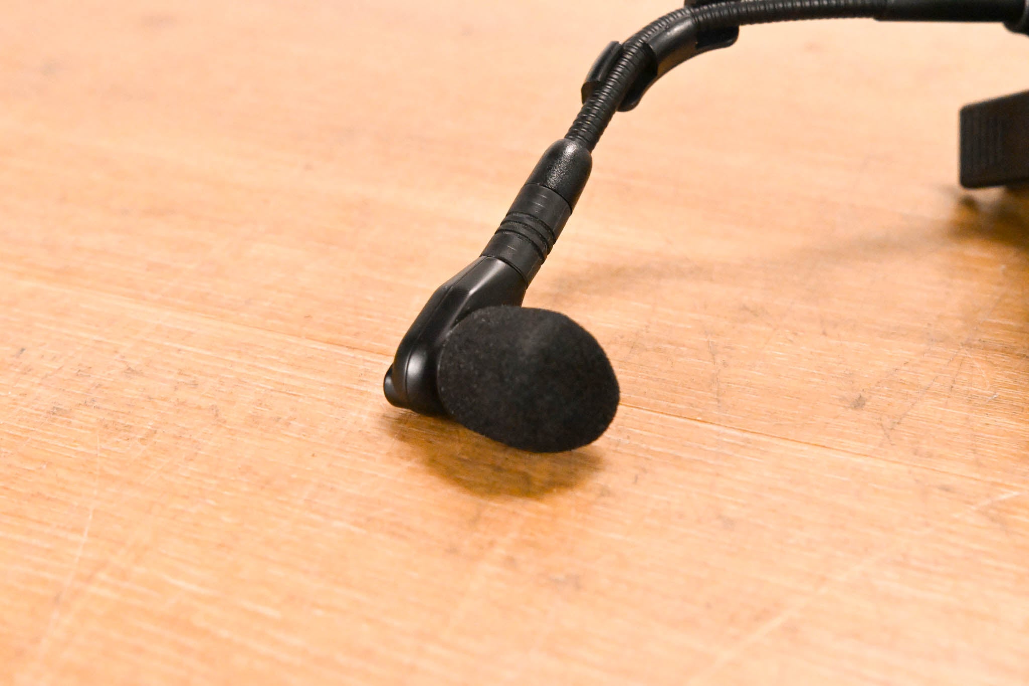 Shure Beta 98H/C Miniature Cardioid Condenser Instrument Microphone