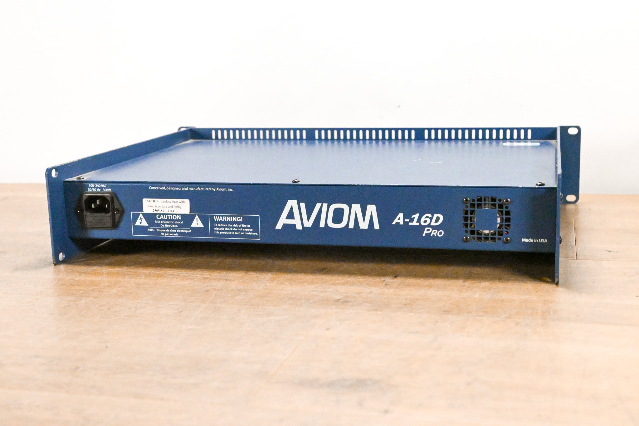 Aviom A-16D Pro A-Net Distributor