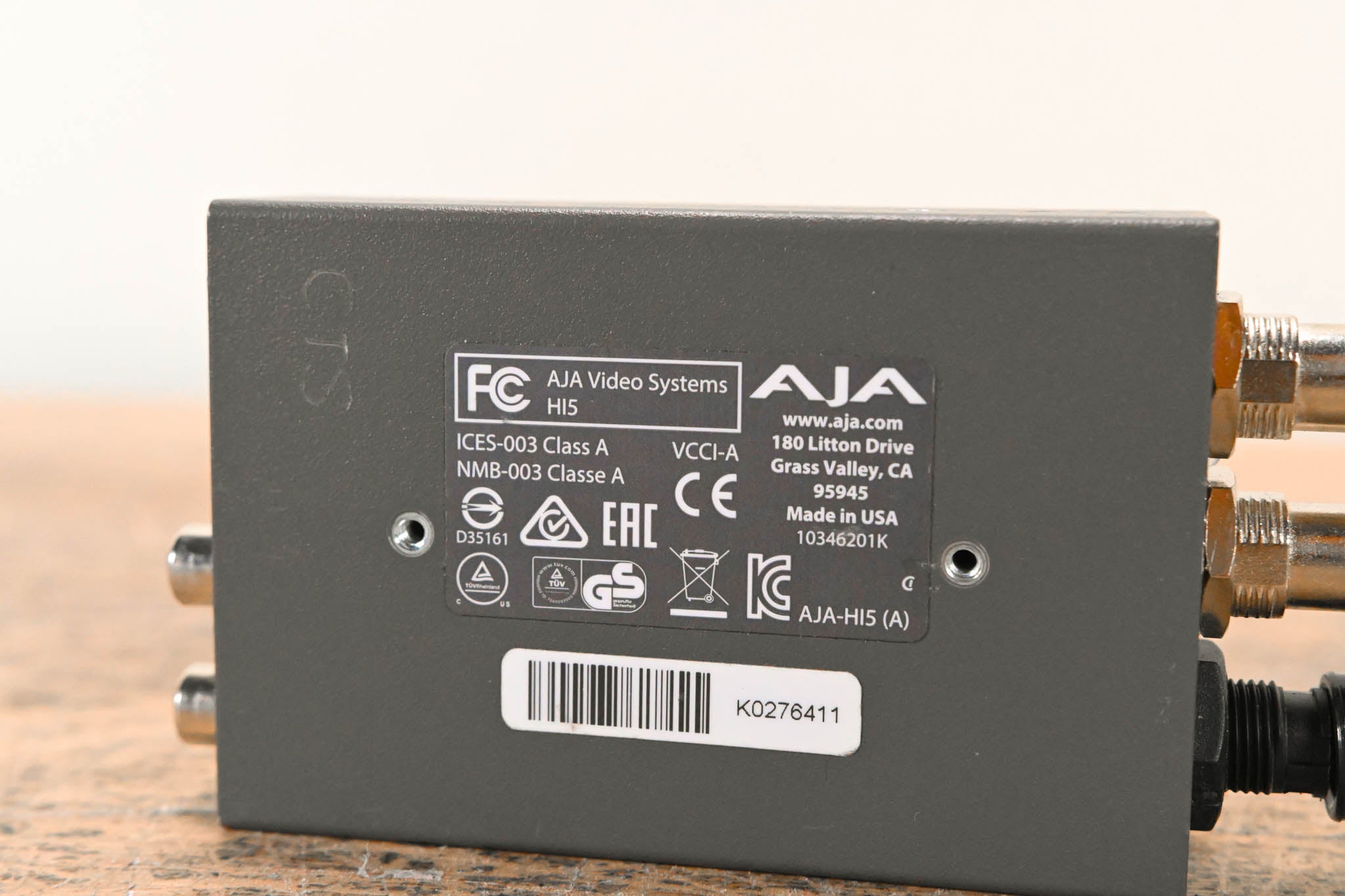 AJA HI5 HD/SD-SDI to HDMI Video and Audio Converter