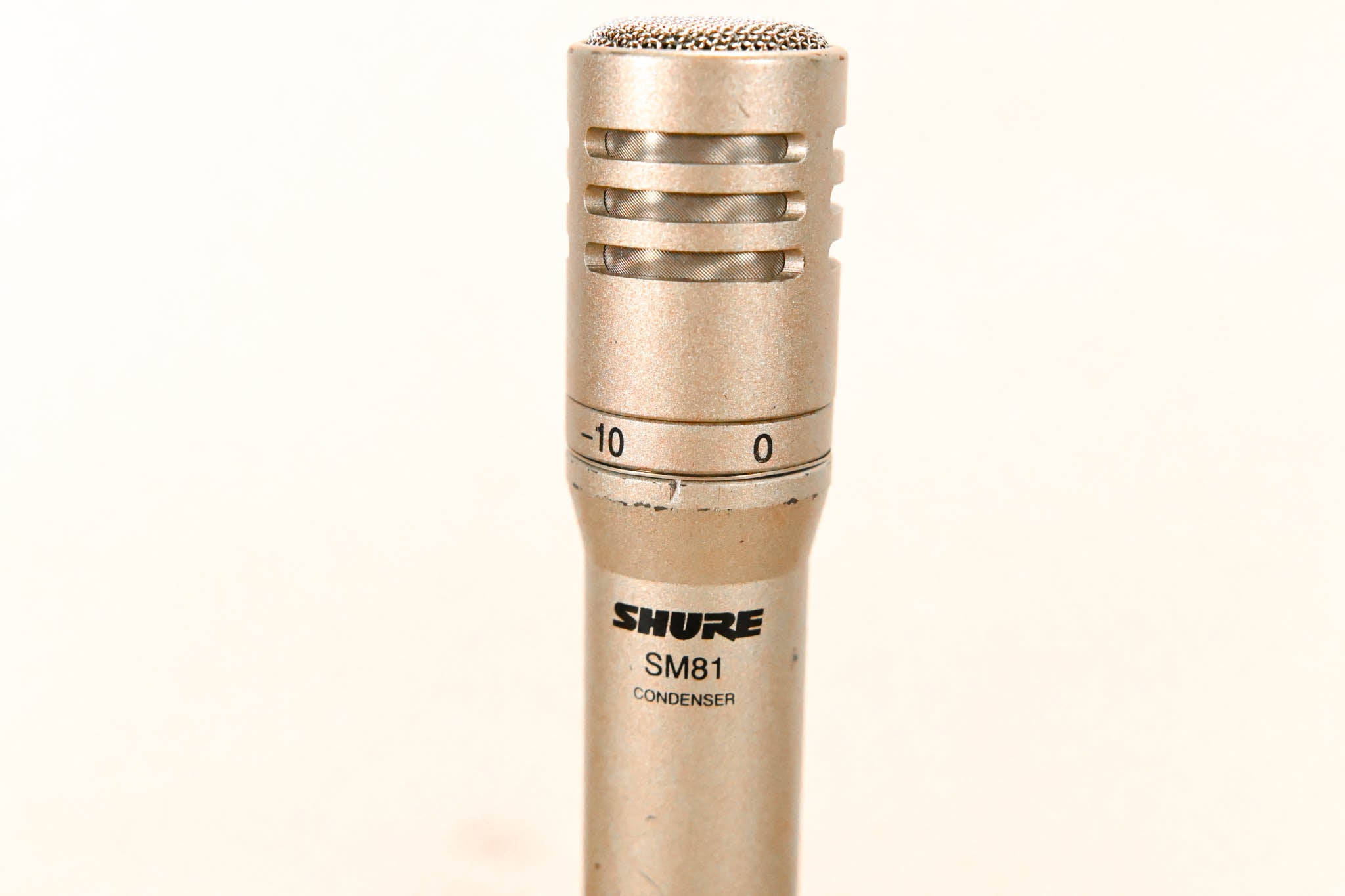 Shure SM81 Cardioid Condenser Microphone