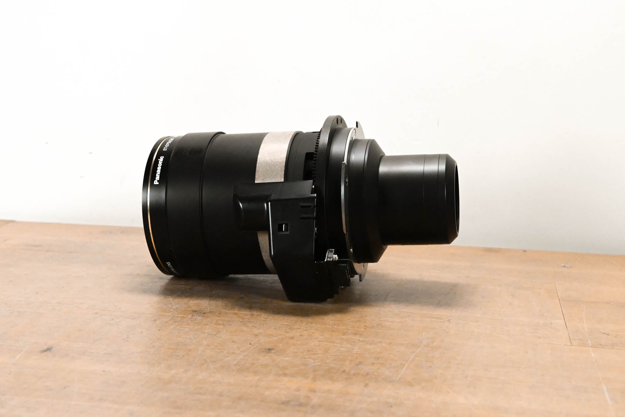 Panasonic ET-D75LE20 3-Chip DLP Projector Zoom Lens