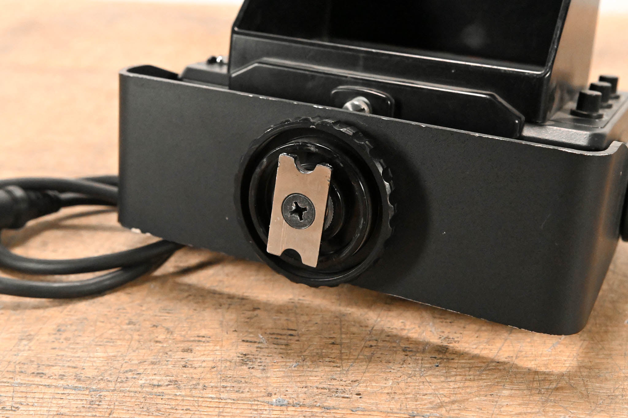 Sony DXF-C50WA 5-inch LCD Color Viewfinder for HXC-D70 SD/HD Camera