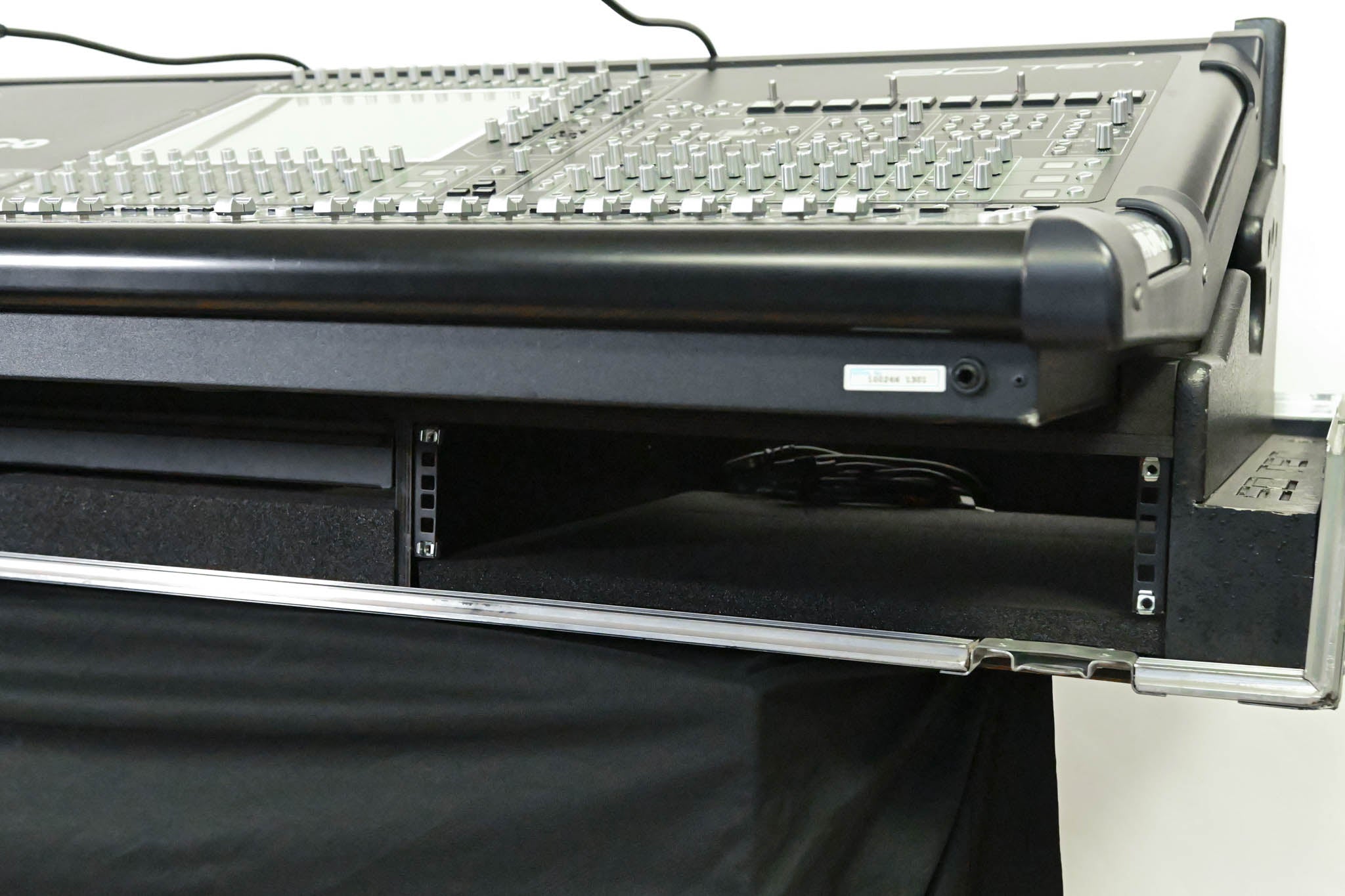 DiGiCo SD10 Digital Mixing Console w/ Waves Card, ST Optical & Road Case