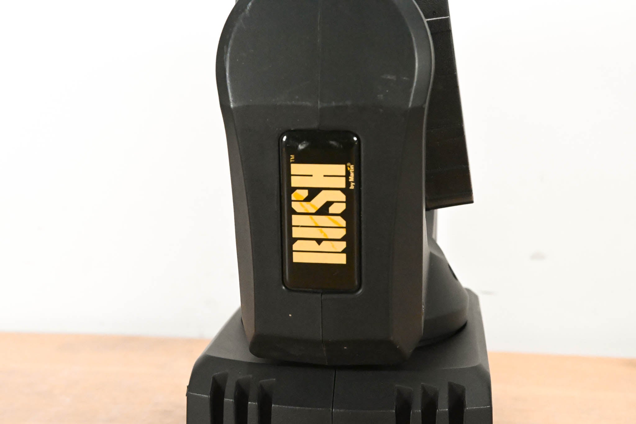 Martin Lighting RUSH MH 2 Wash LED Wash Moving Head Fixture