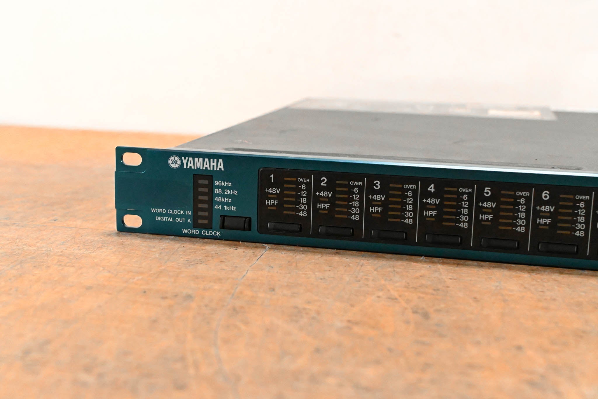 Yamaha AD8HR AD Converter with Remote Preamp
