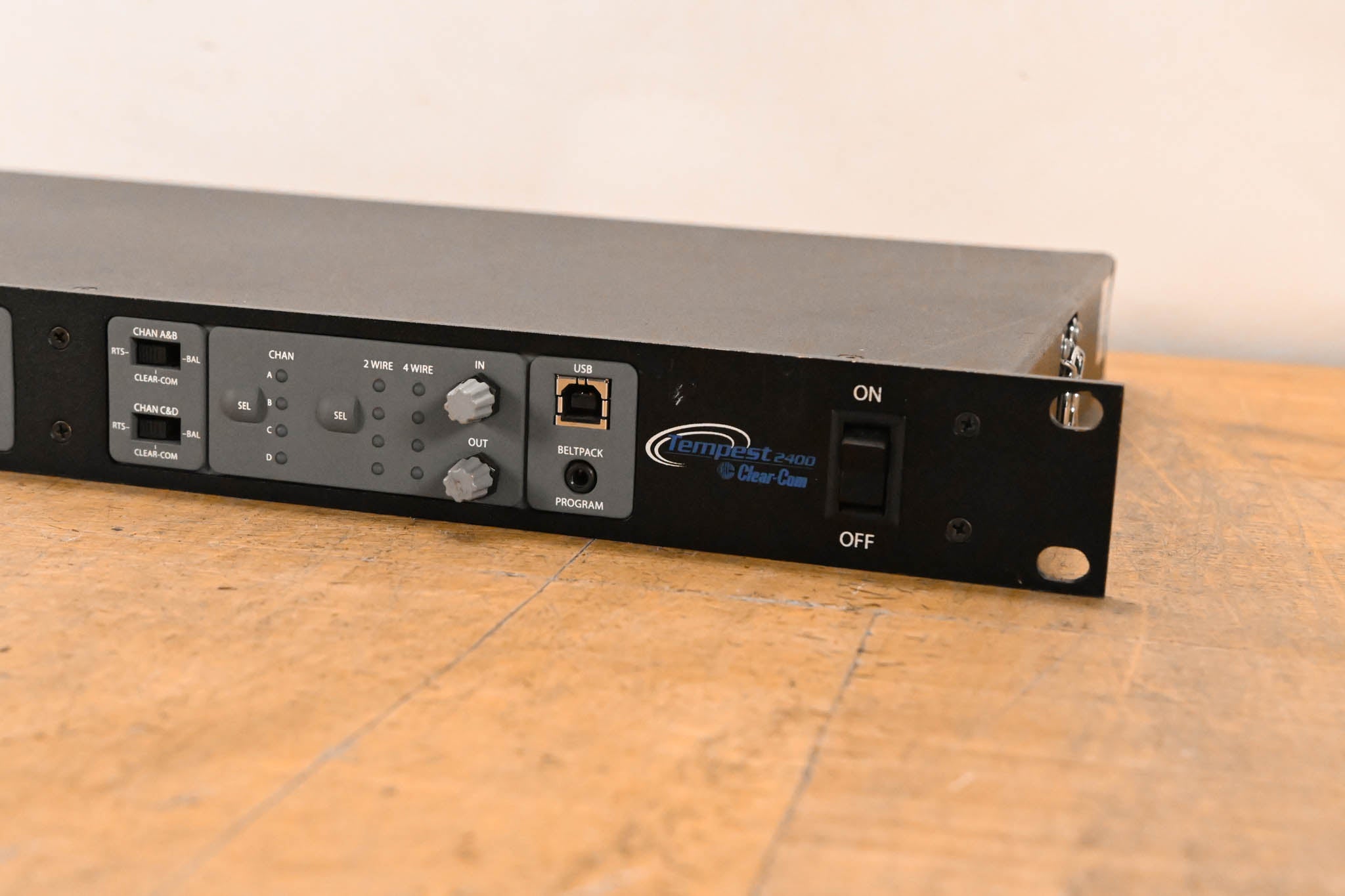 Clear-Com TMB44524INCC Tempest 2400 Wireless Intercom Base Station