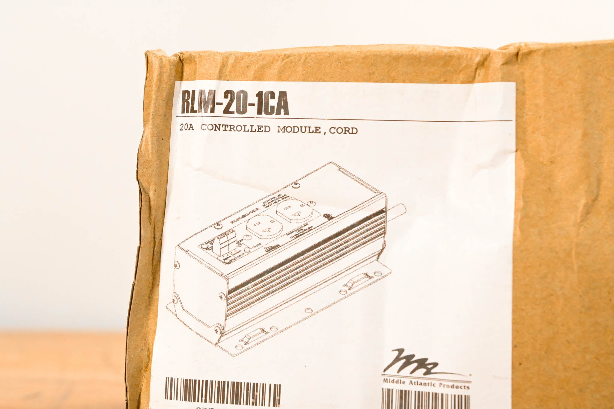 Middle Atlantic RLM-20-1CA MPR Module 20A, Controlled Stand-Alone