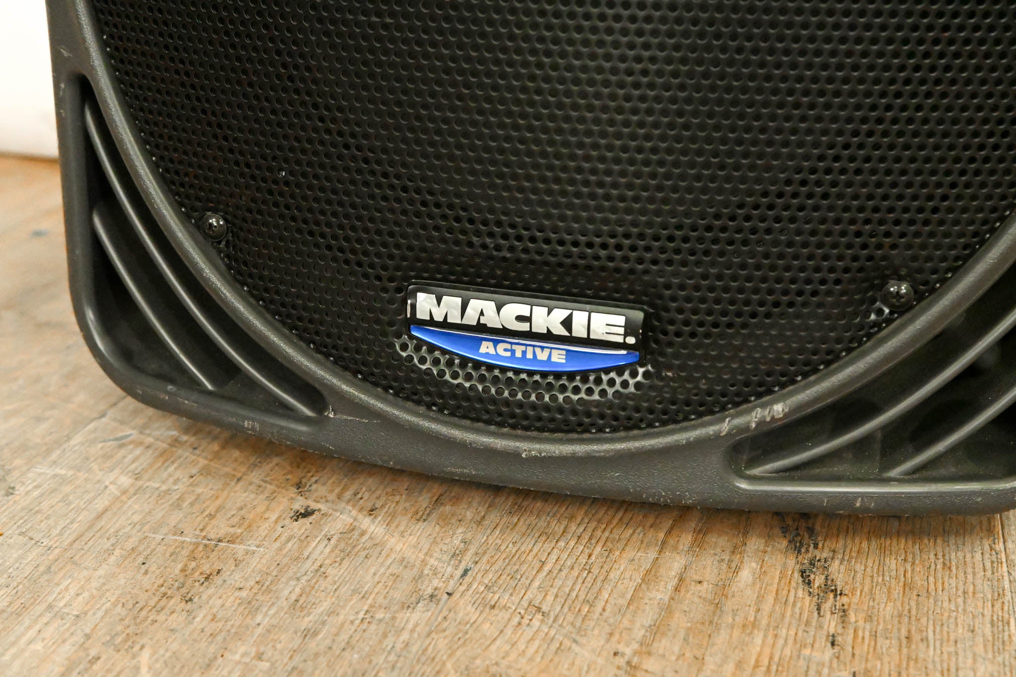 Mackie SRM450 Active Two-Way Sound Reinforcement Speaker