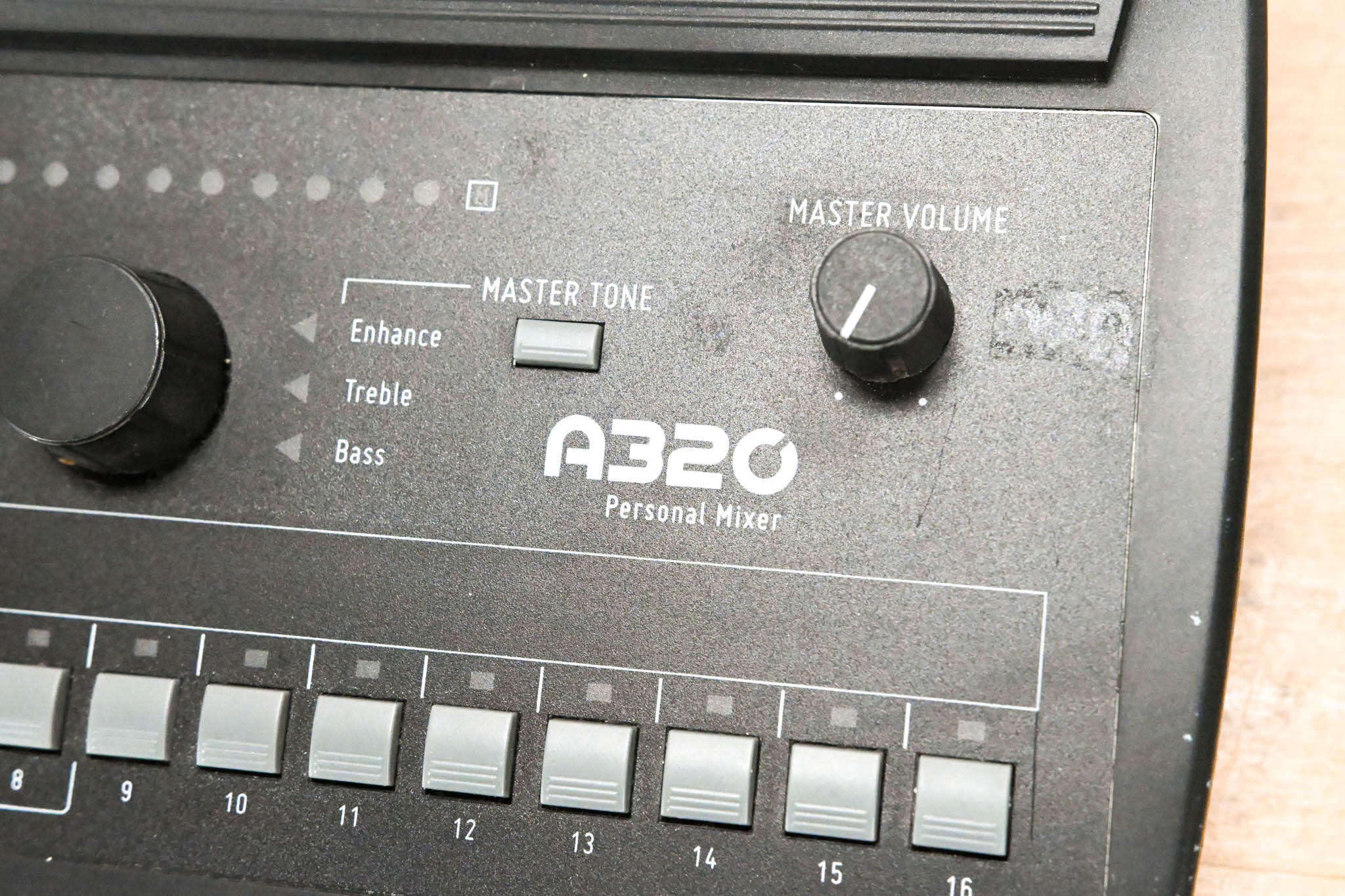 Aviom A320 16-Channel Personal Mixer