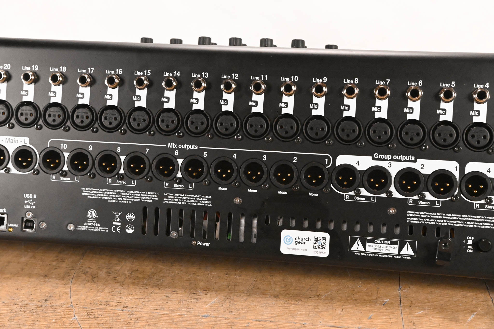 Allen & Heath Qu-24 24-Channel Digital Mixing Console