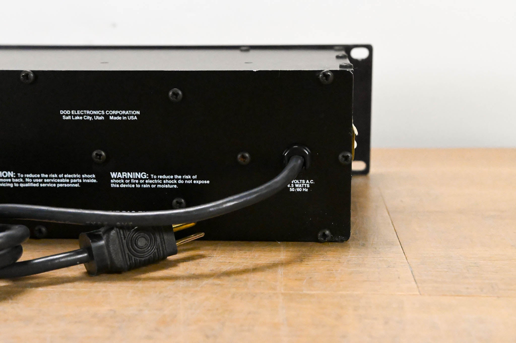 DOD R-831 Rackmount 31-Band Graphic Equalizer