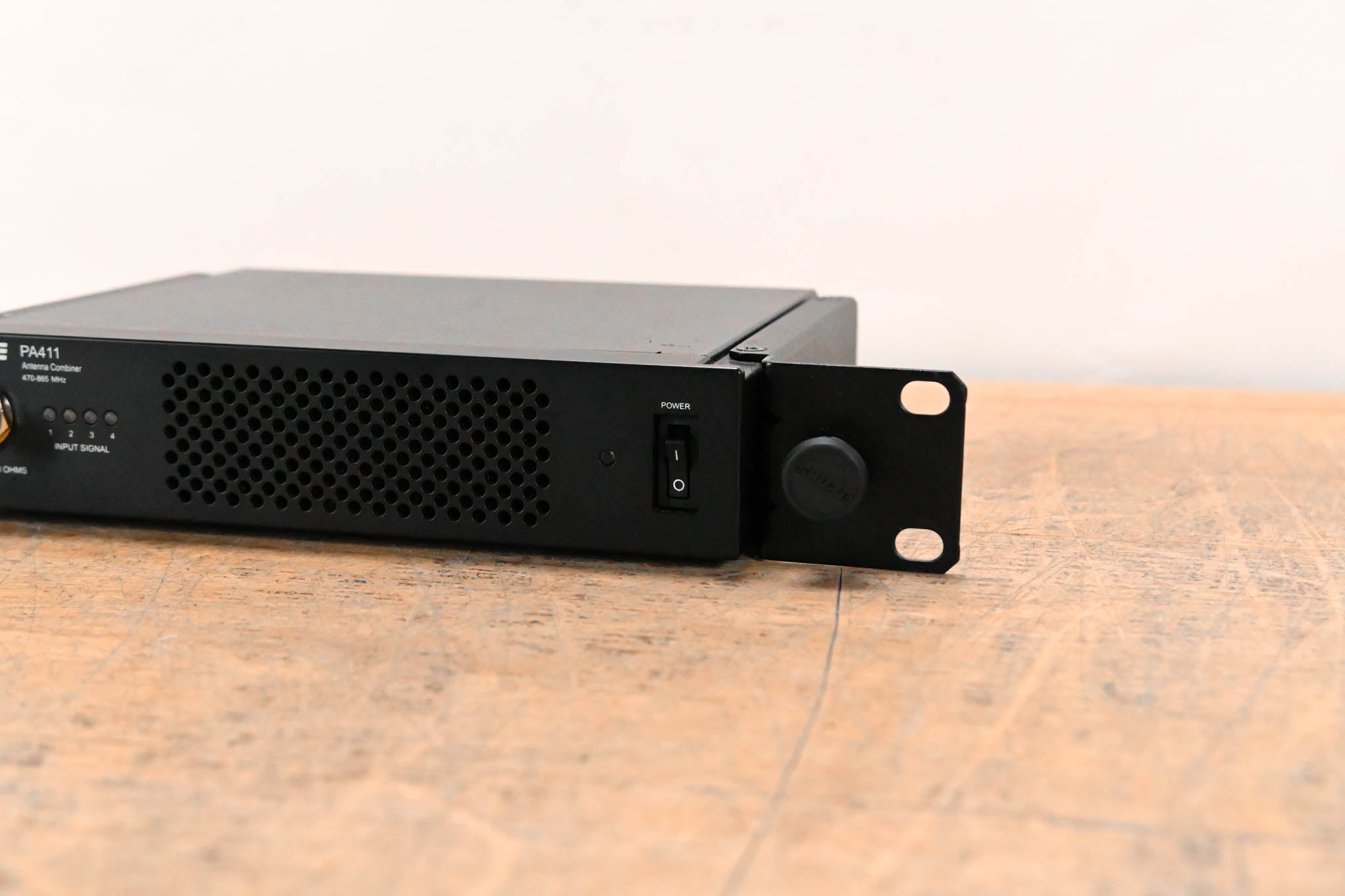 Shure PA411 Antenna Combiner for PSM 300 Series Wireless NO POWER SUPPLY