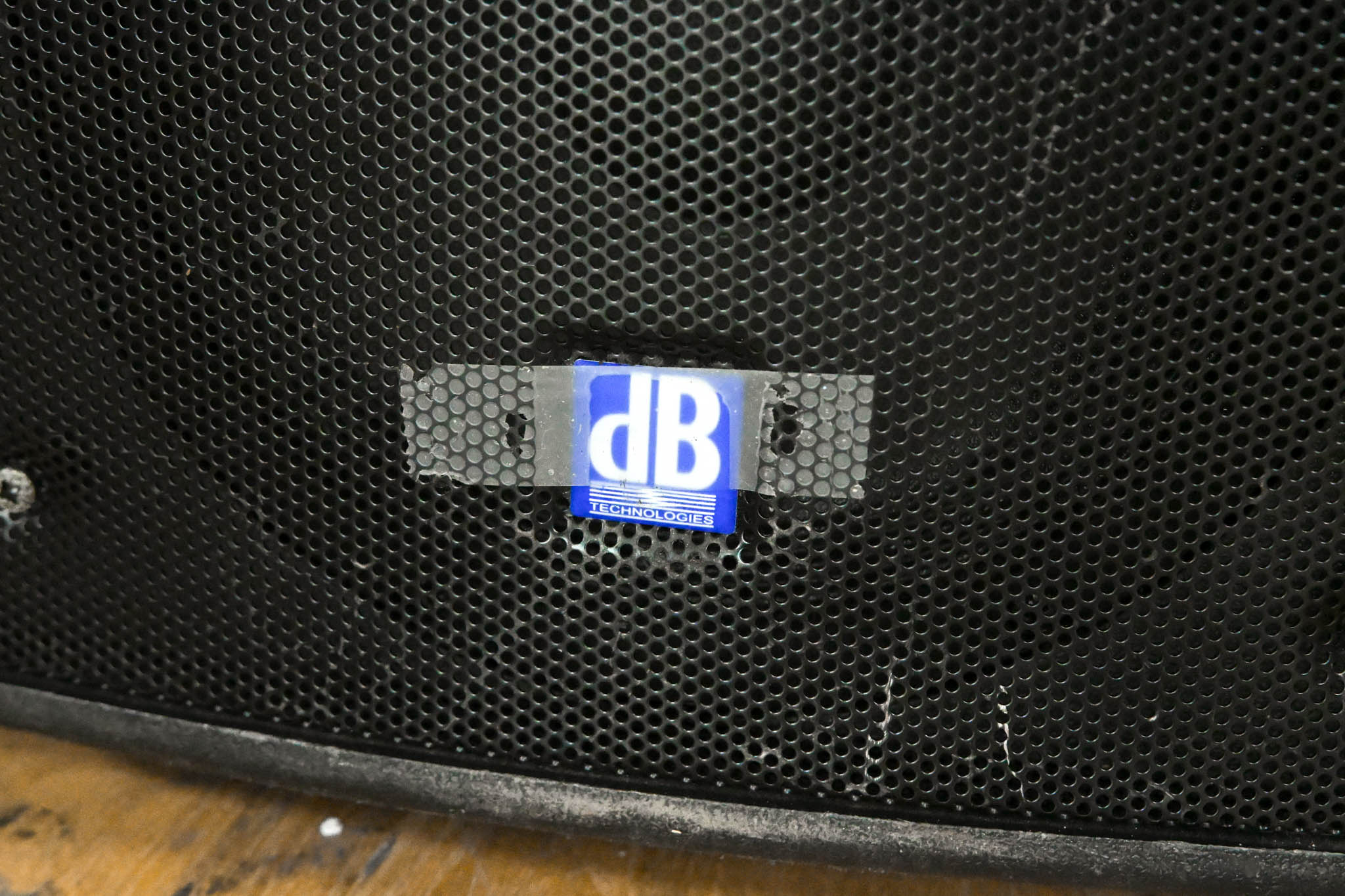 dBTechnologies Twin 128 Active 2-Way Stage Monitor (PAIR)