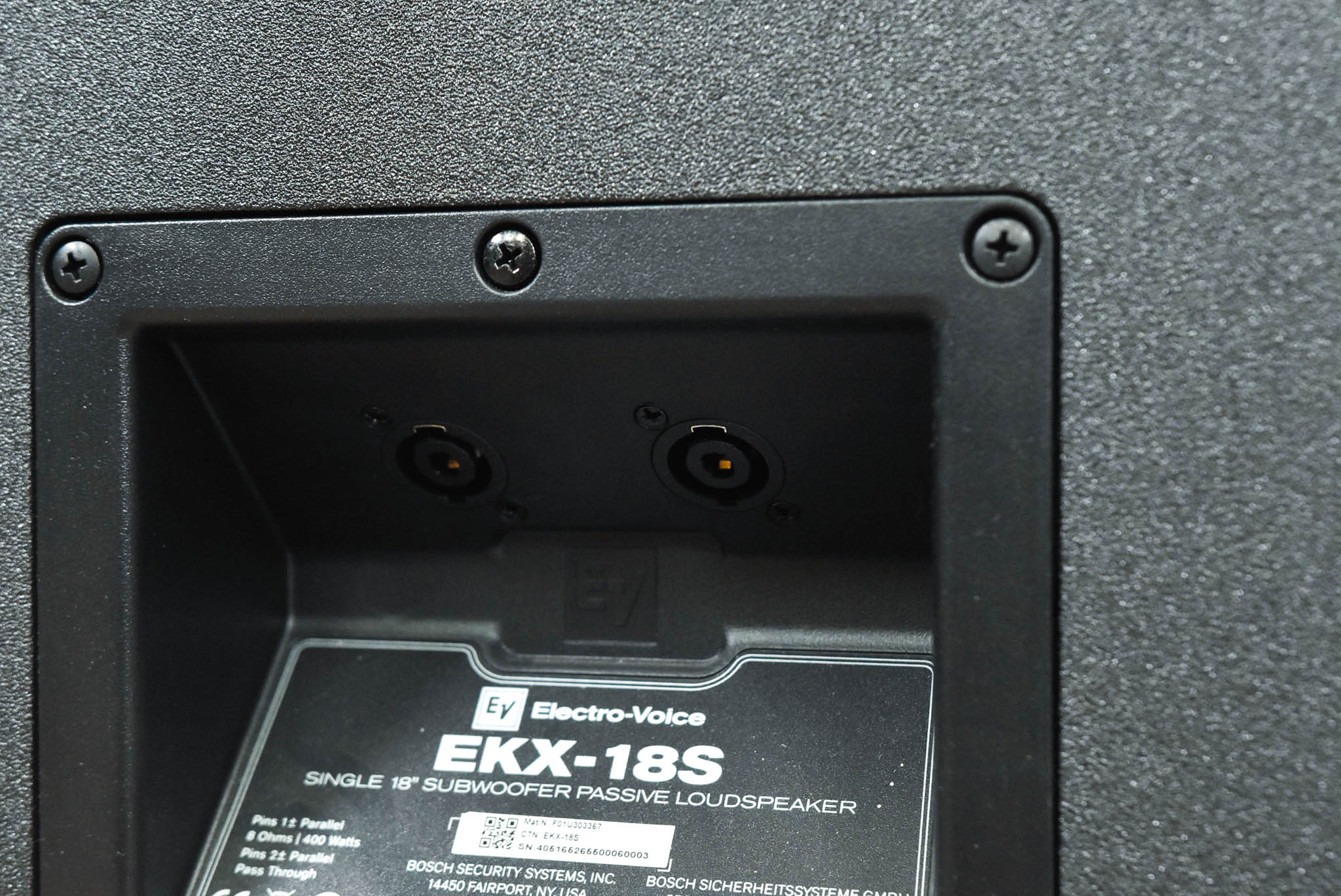 Electro-Voice (EV) EKX-18S 18" Passive Subwoofer