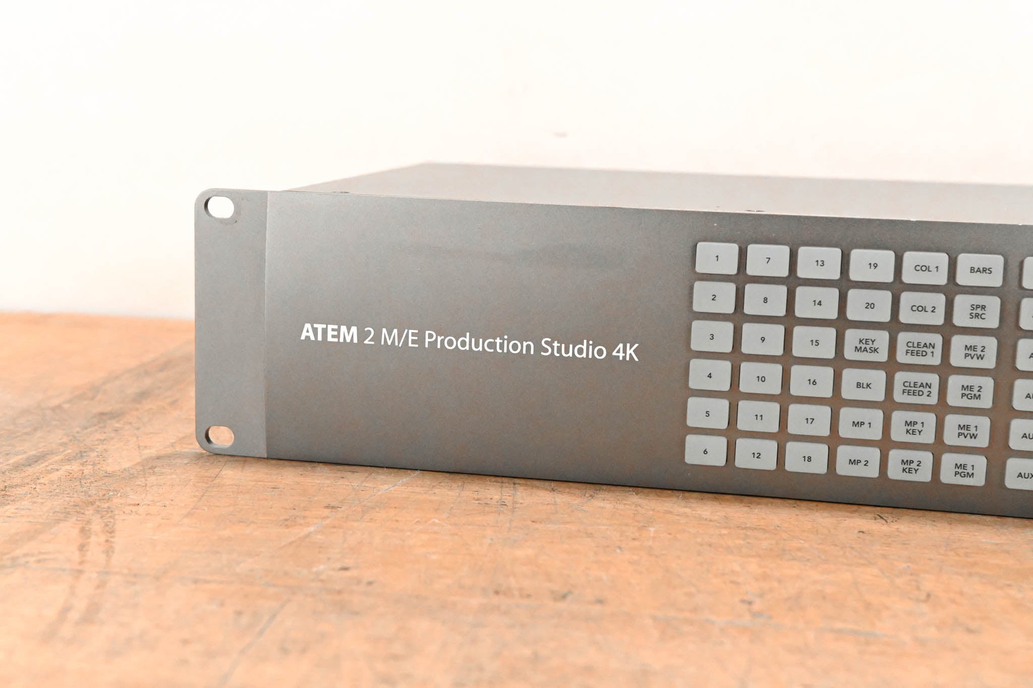Blackmagic Design ATEM 2 M/E Production Studio 4K