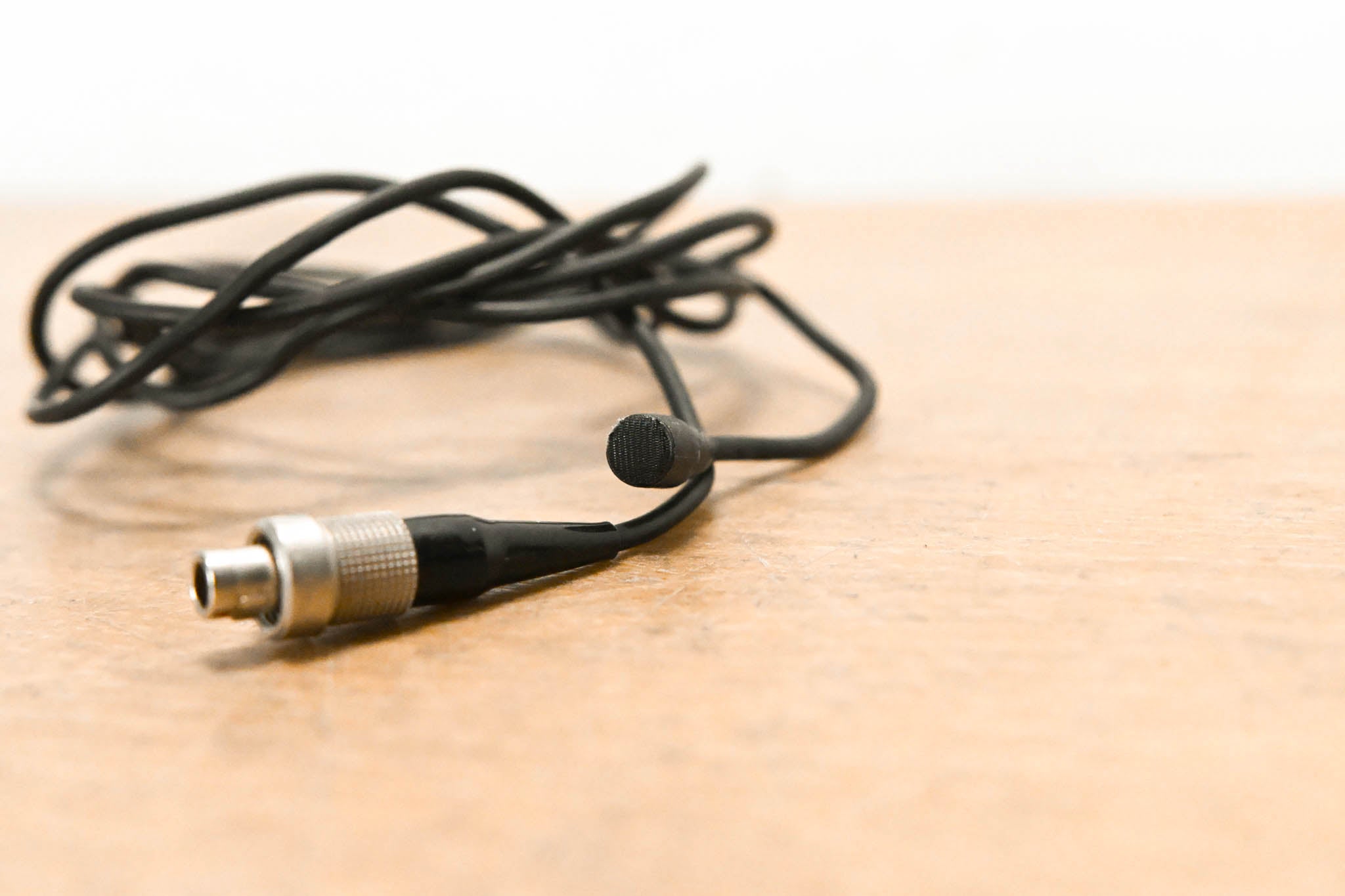 Sennheiser MKE 2 Lavalier Lapel Mic w/ 3-Pin Lemo Connector - Black
