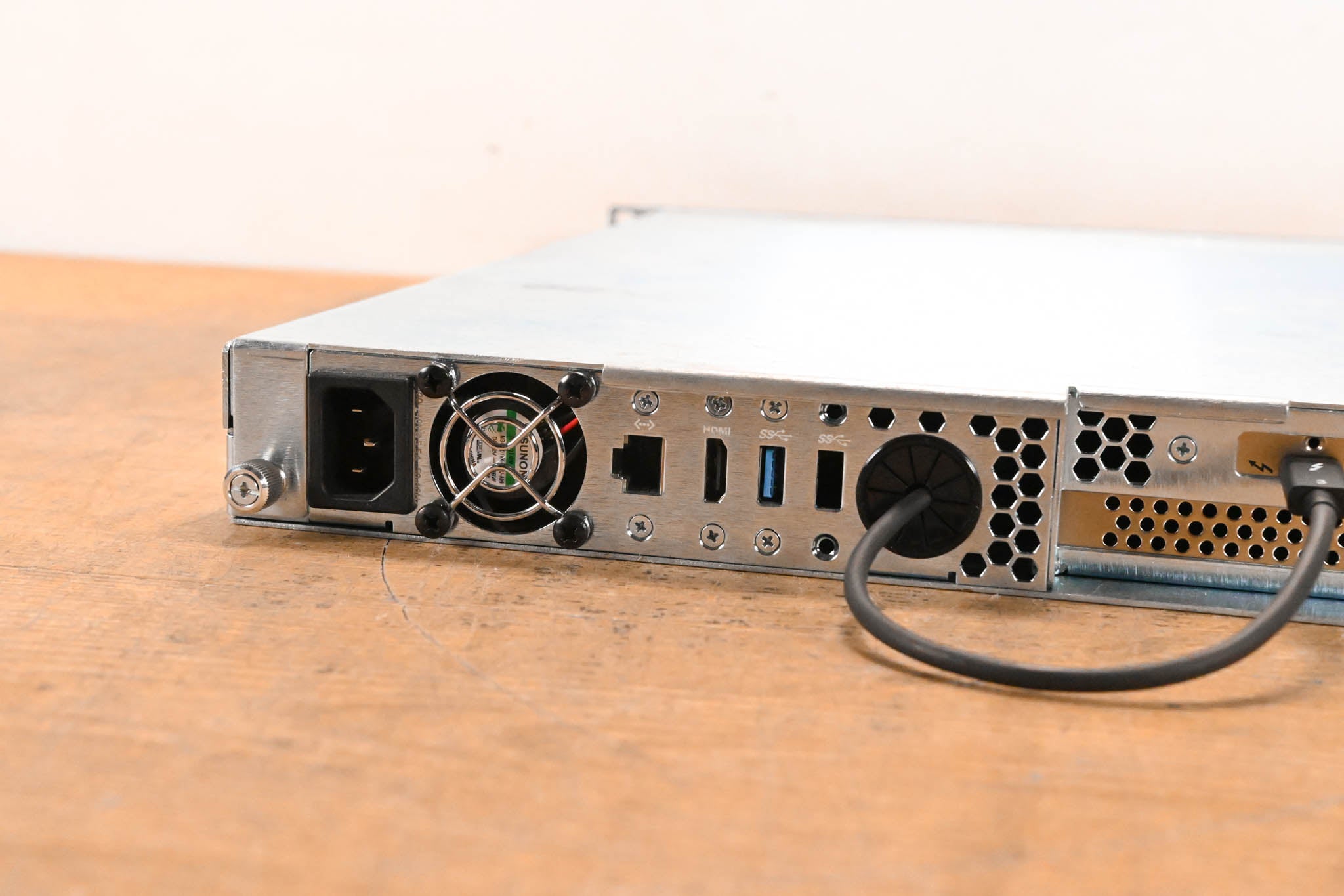 Sonnet xMac mini Server Thunderbolt 3