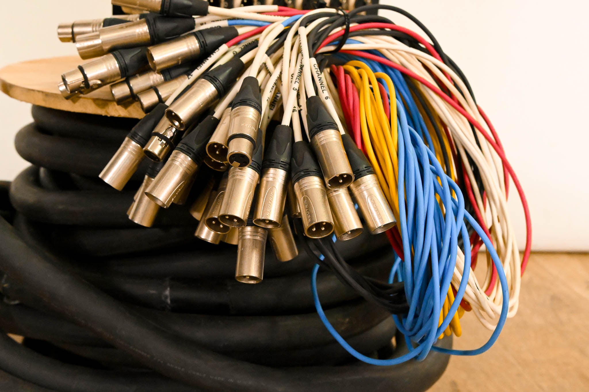 Whirlwind Medusa 32x16 XLR Stage Snake - 100 ft