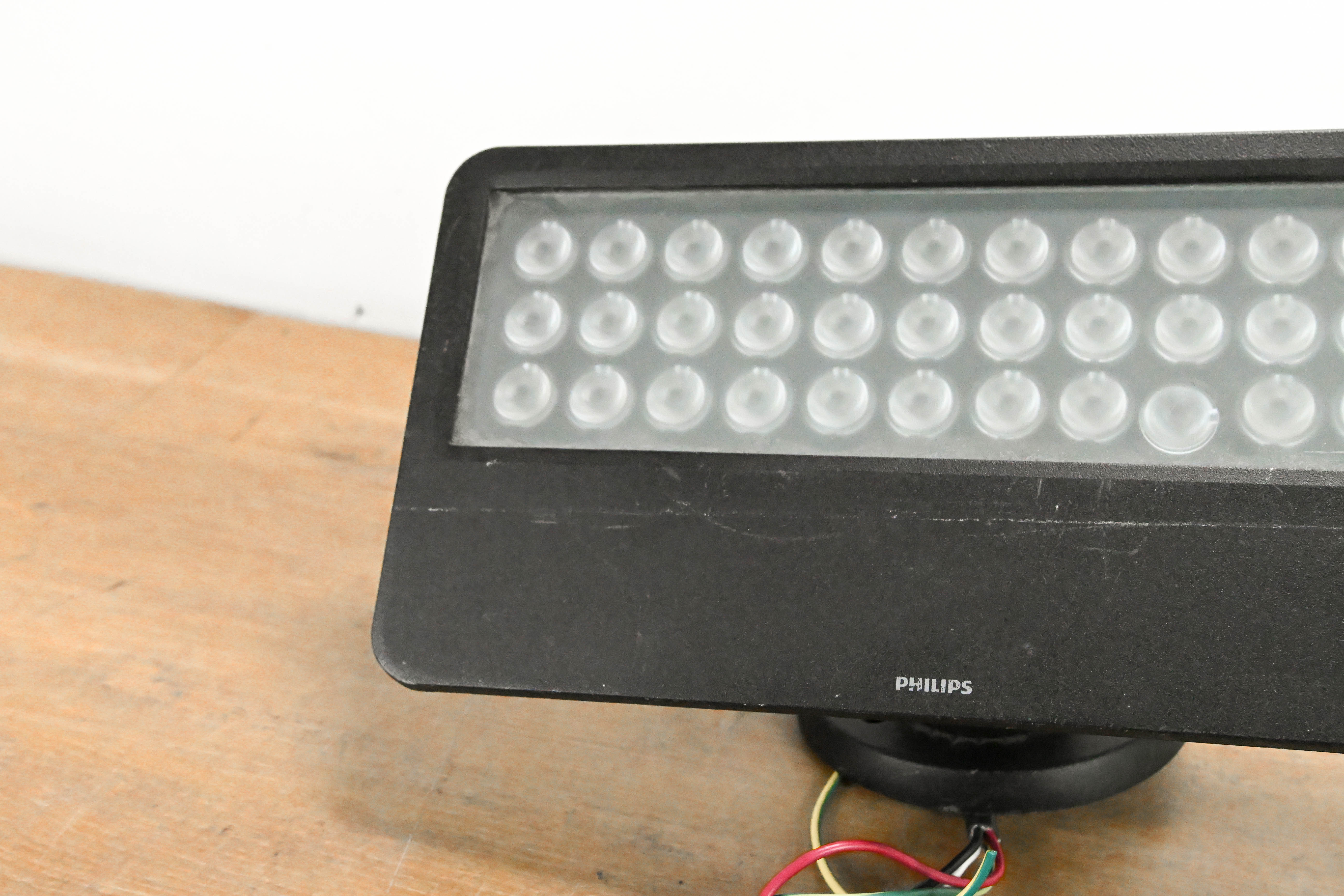 Philips iW Blast12 Powercore Frosted Lens LED Fixture