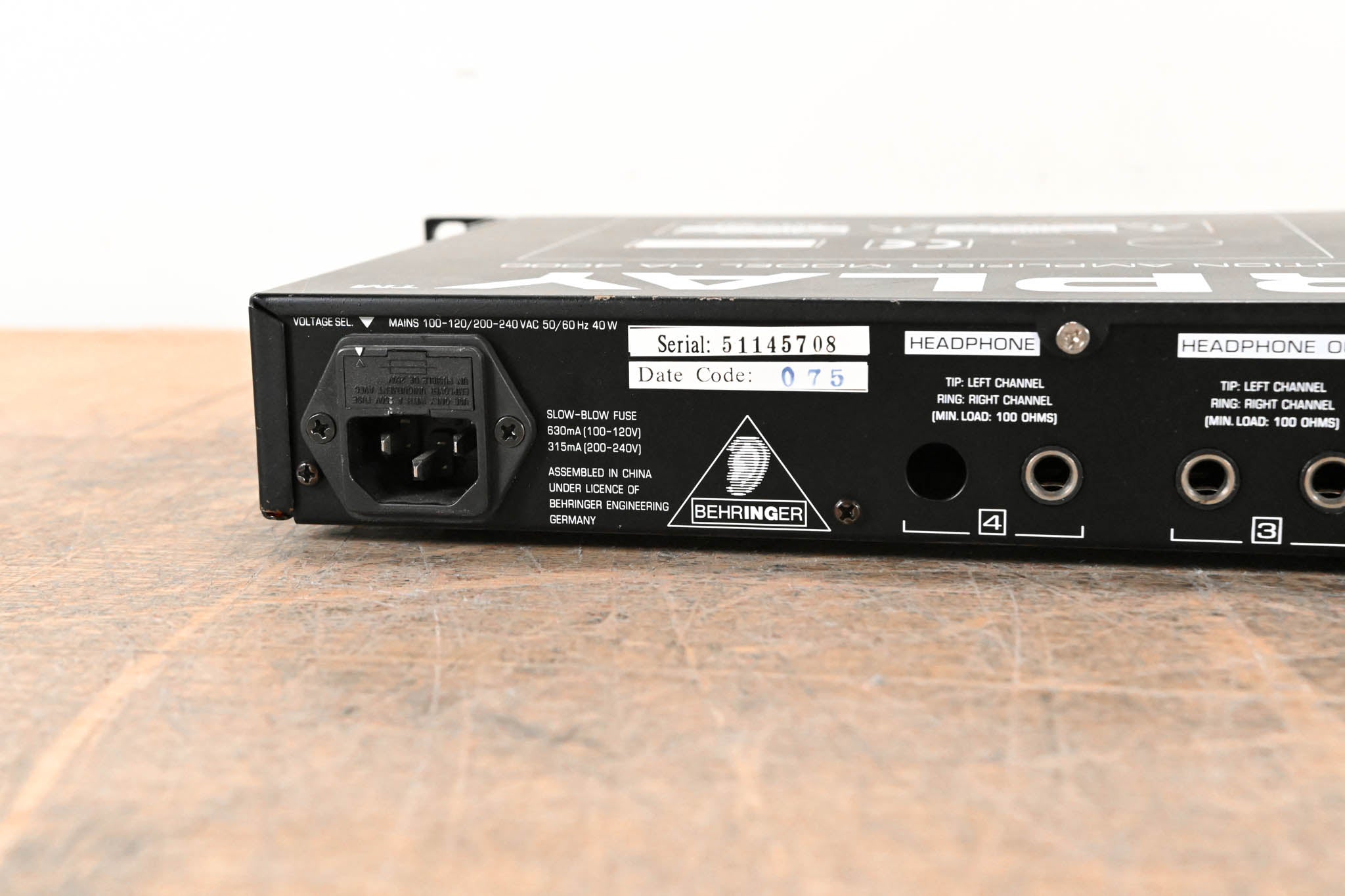 Behringer HA4000 Powerplay 4-Channel Stereo Headphone Amplifier