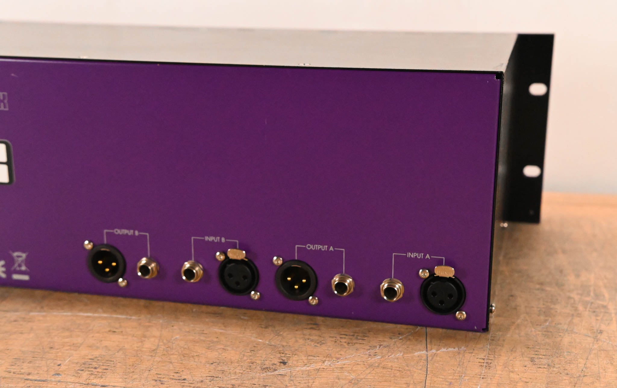 Klark Teknik SQ1G Square ONE Graphic 2-Channel 30-Band Graphic Equalizer