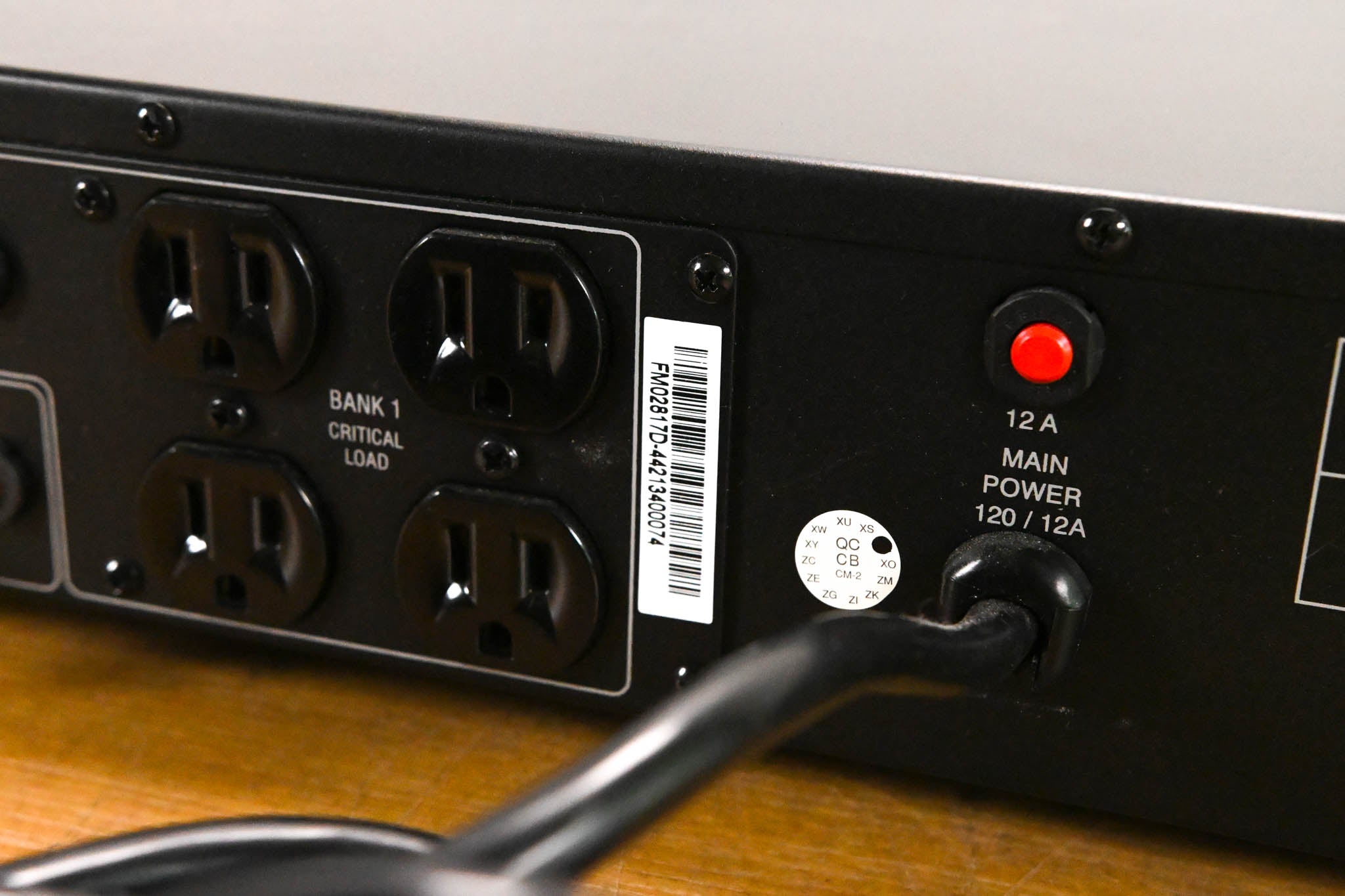 Furman F1000-UPS 1000VA 2RU Rack-Mountable Uninterruptible Power Supply