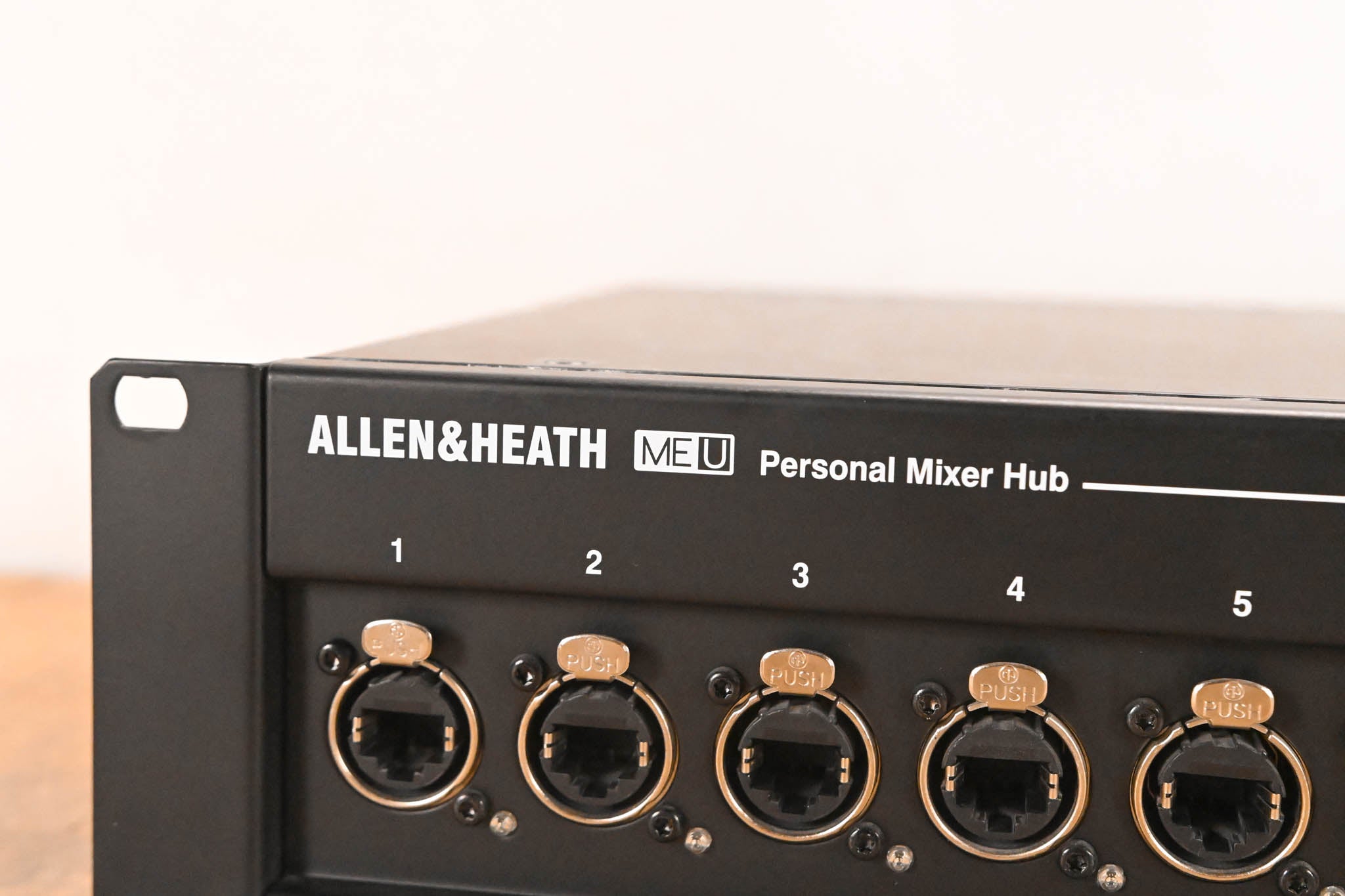 Allen & Heath ME-U 10-Port PoE Monitor Hub for ME-1 Personal Mixers