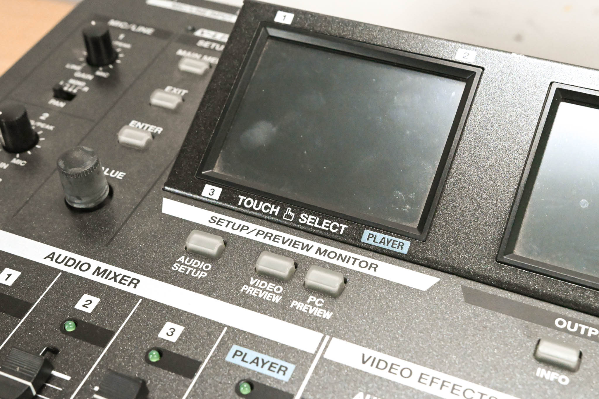 Roland VR-5 AV Mixer & Recorder (NO POWER SUPPLY)