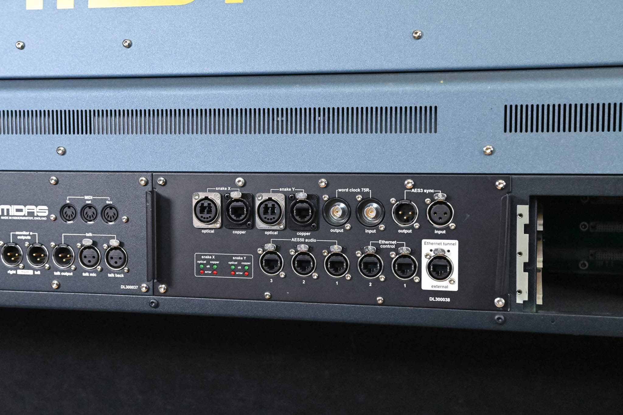 Midas PRO3 Live Audio Mixing Console