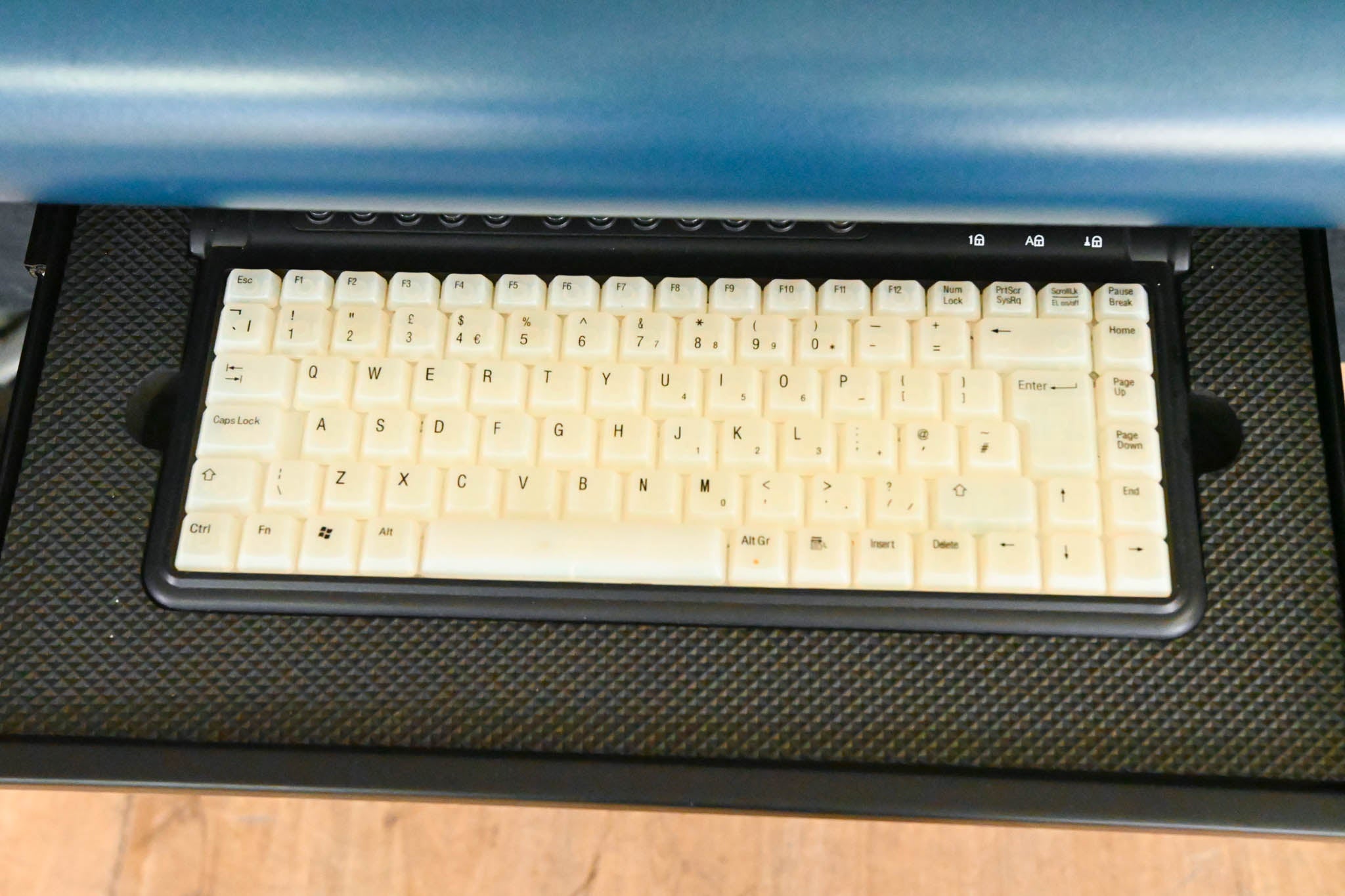 Midas PRO2C Live Digital Audio Mixing Console with Road Case