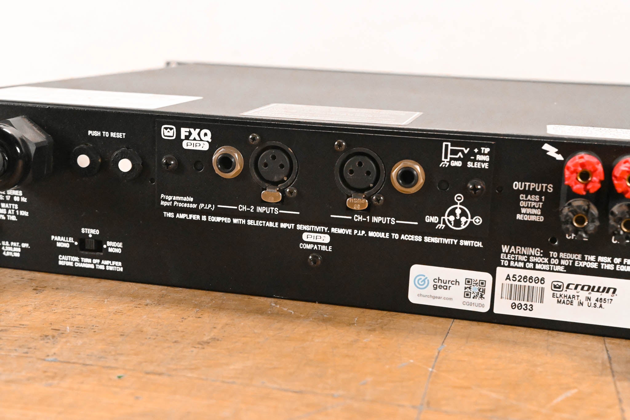 Crown Macro-Tech 2402 2-Channel Power Amplifier