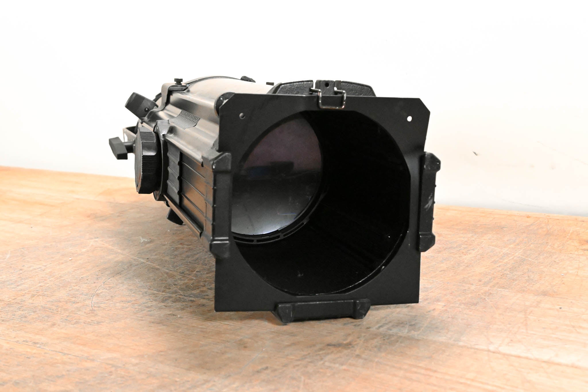 ETC Source Four Zoom 15-30 Degree 750 Ellipsoidal Light